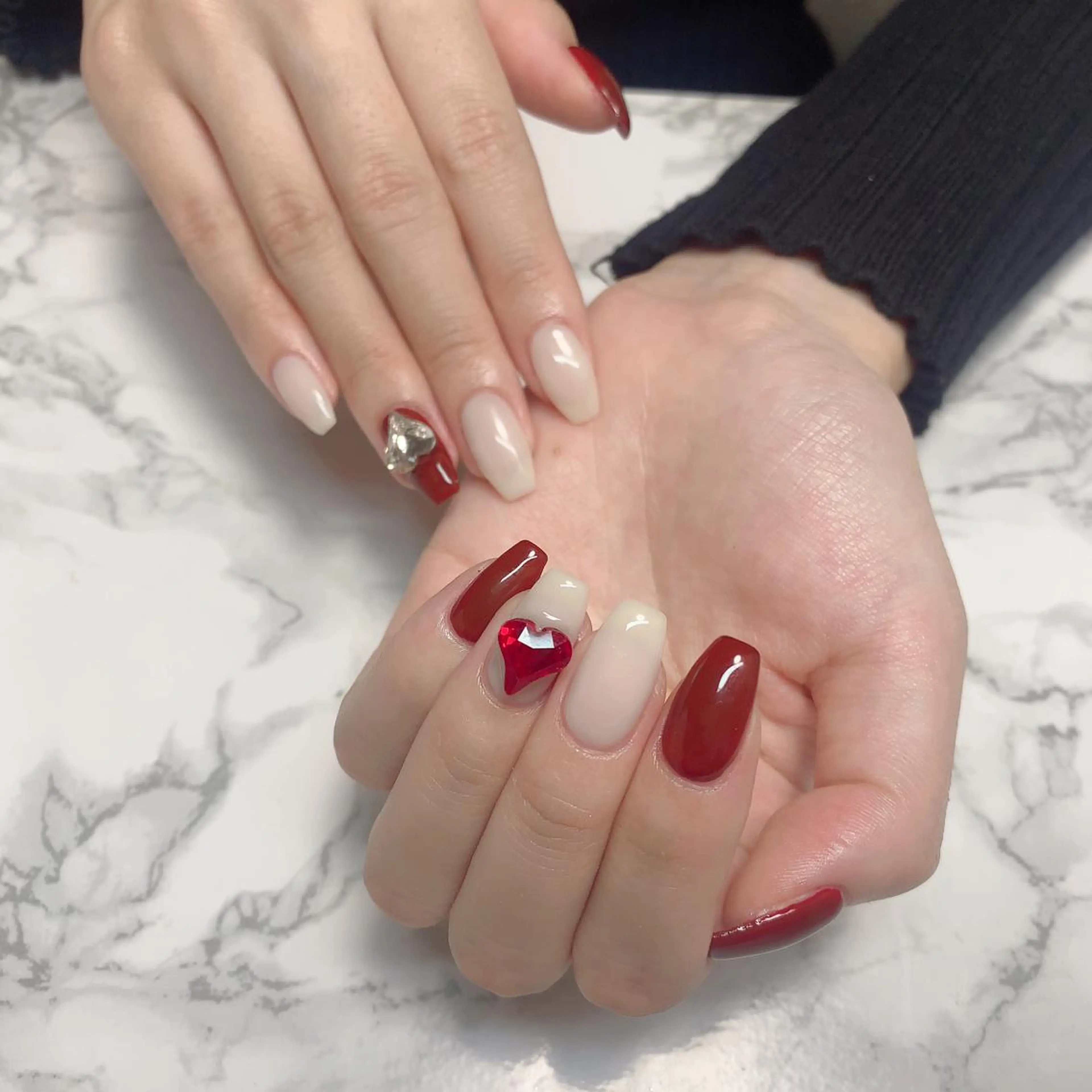 ネイル はな💎ネイル ワンホン、長さ出しのネイルデザイン