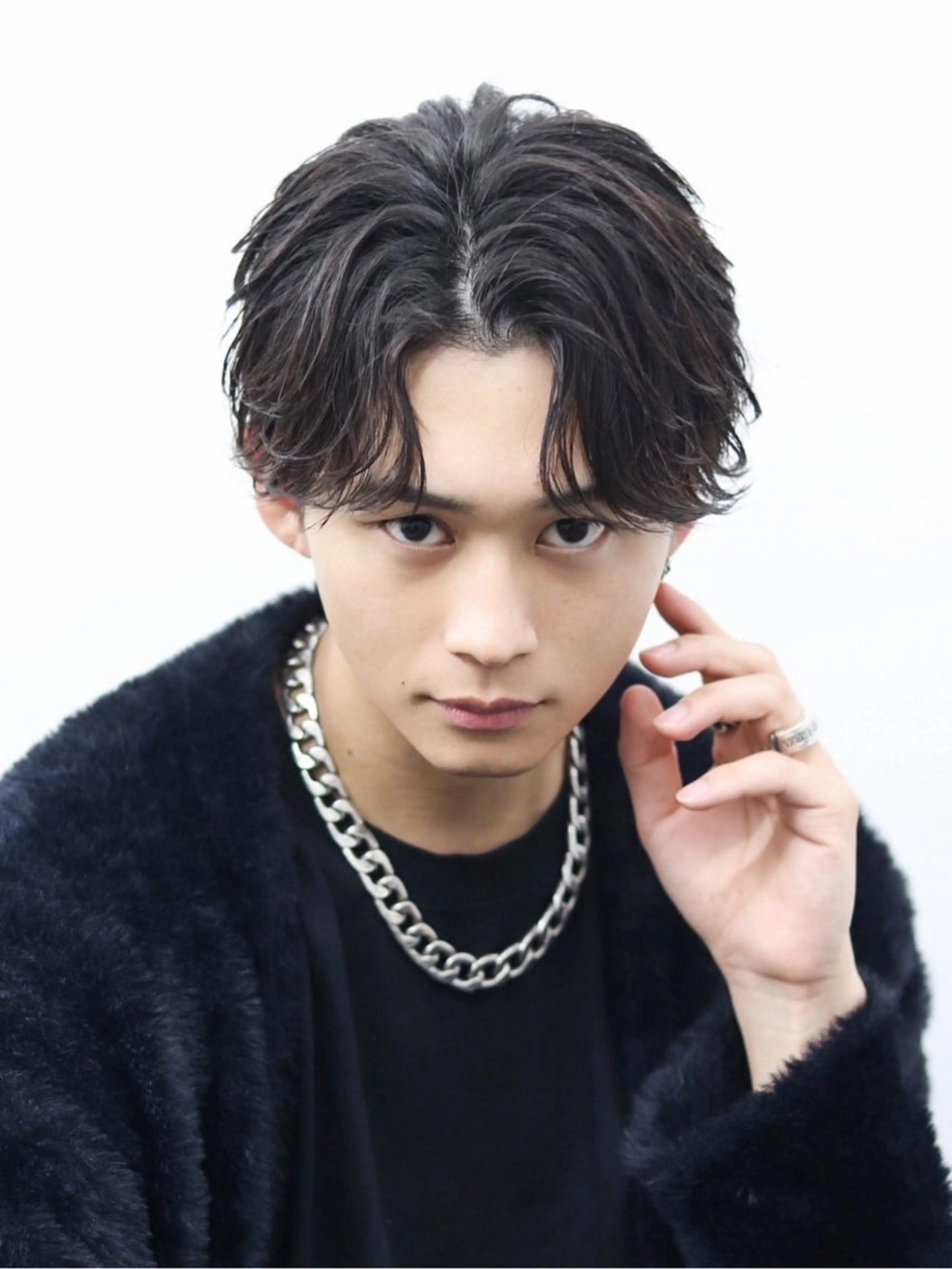 ミディアム パーマ メンズ カット パーマ トリートメント パーマ職人🔥／短髪 執行役員／YUTAのヘアスタイル