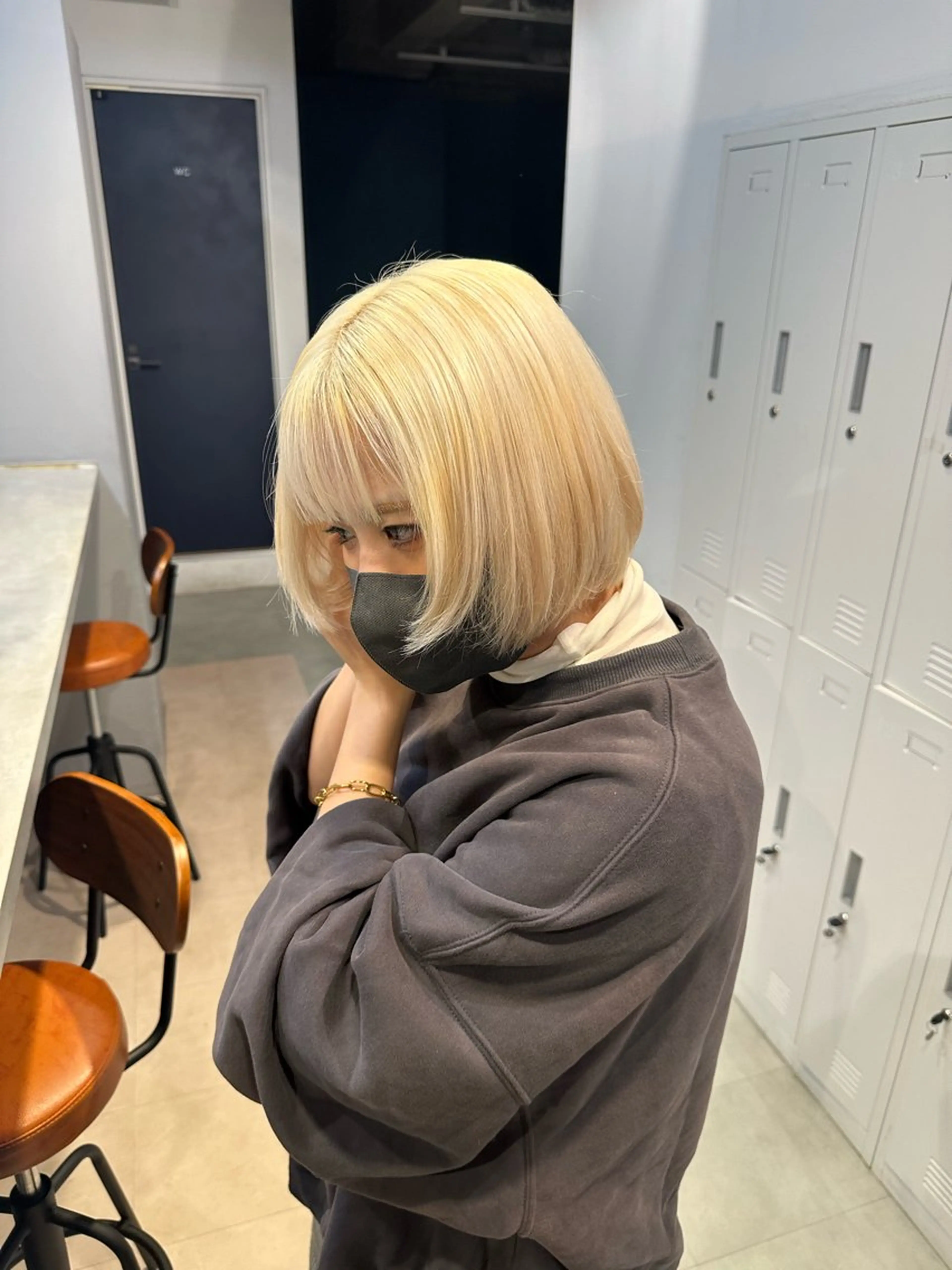 ショート カラー 抜きっぱなしブロンド ブロンド ダブルカラー ヘアカラー トリートメント 💖ハイライト/ハイ トーン💖MIKIのヘアスタイル