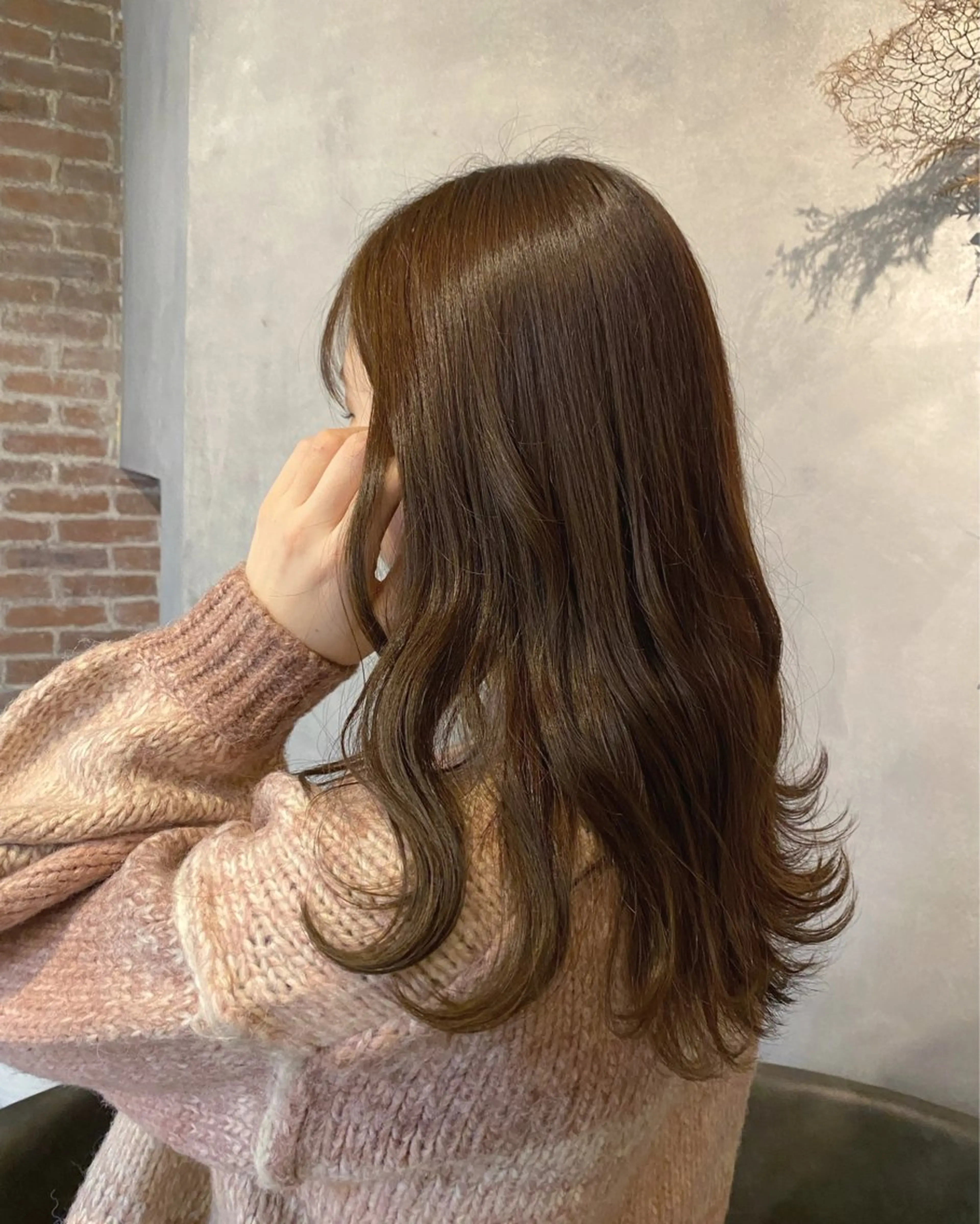 ロング カラー カット ヘアカラー トリートメント ベージュ/オリーブ/ miyabiのヘアスタイル