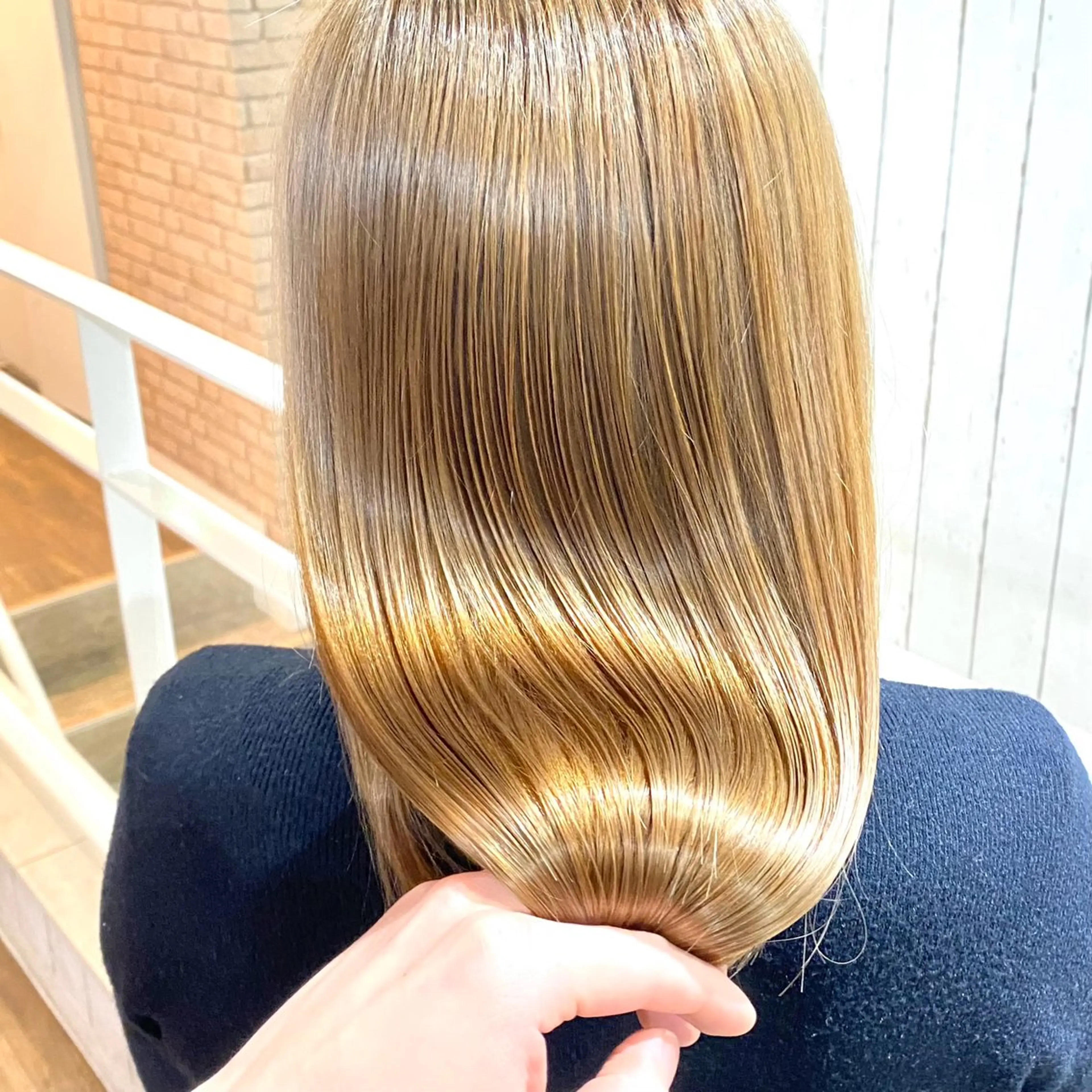 ロング カラー カット ヘアカラー トリートメント 癖毛救済✂️ボブ /髪質改善ストレートのヘアスタイル