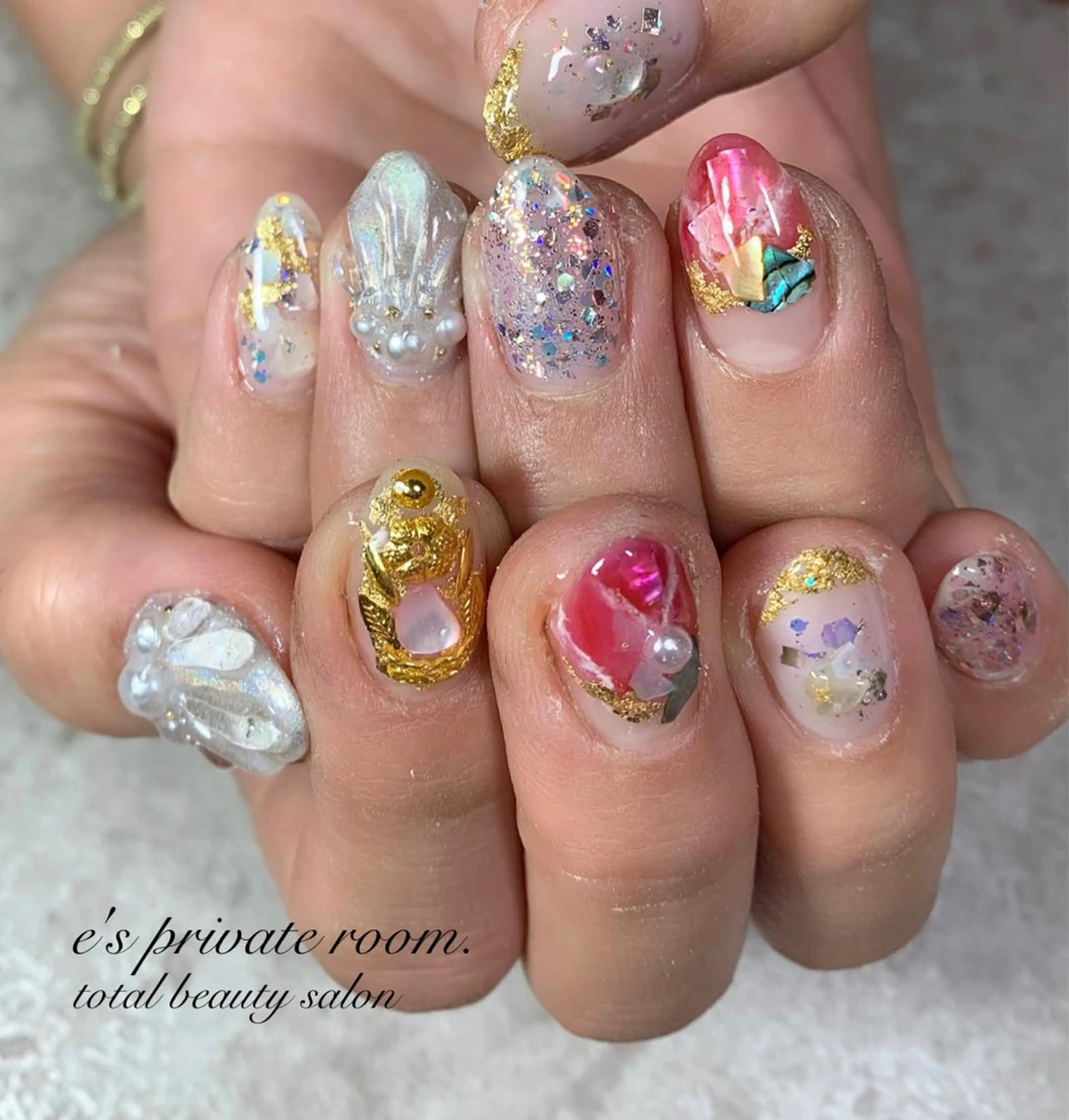 ネイル LAVISH nail salonのネイルデザイン