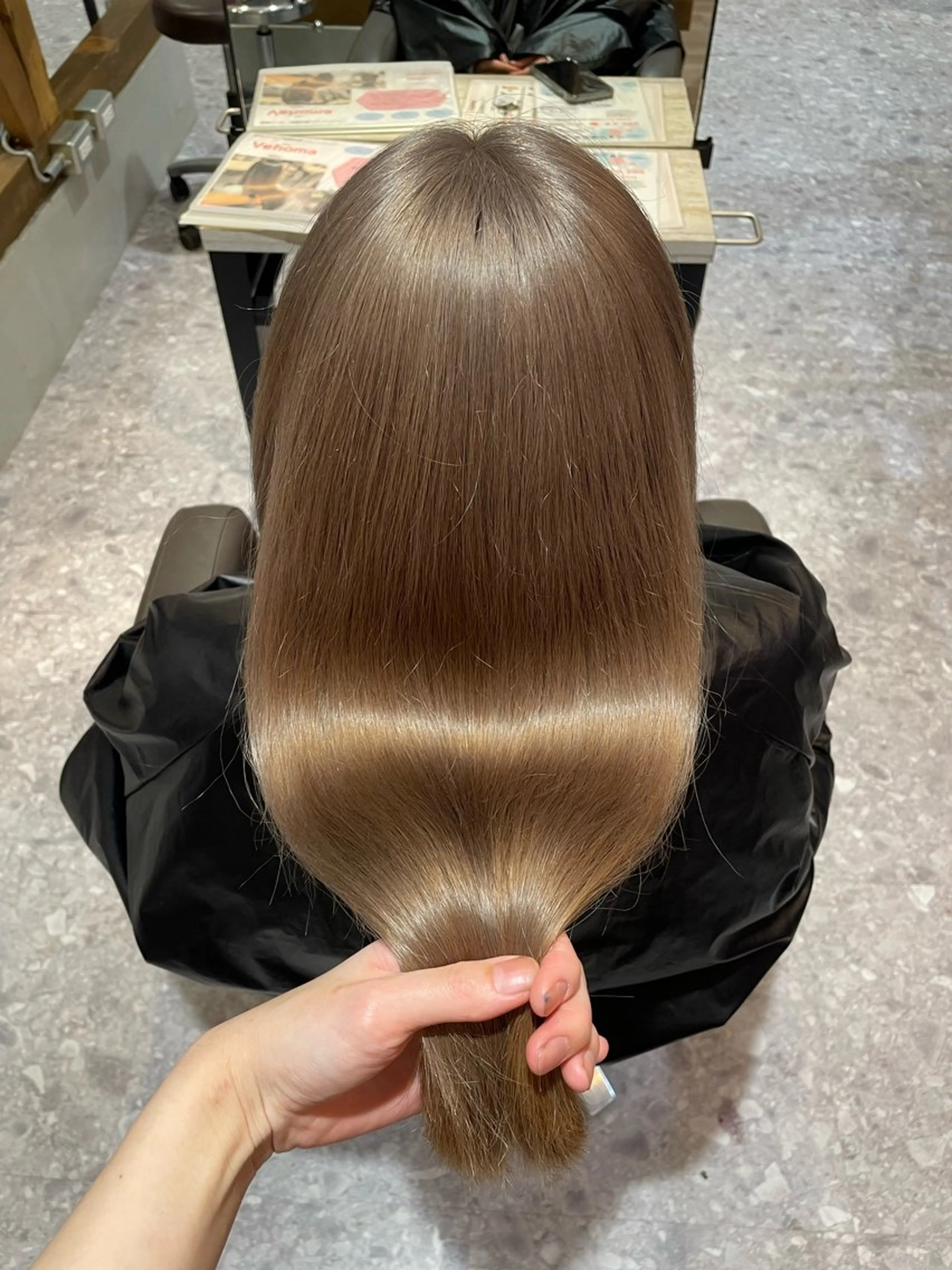 ロング カラー 髪質改善カラー🌈✨ 加藤 愛のヘアスタイル