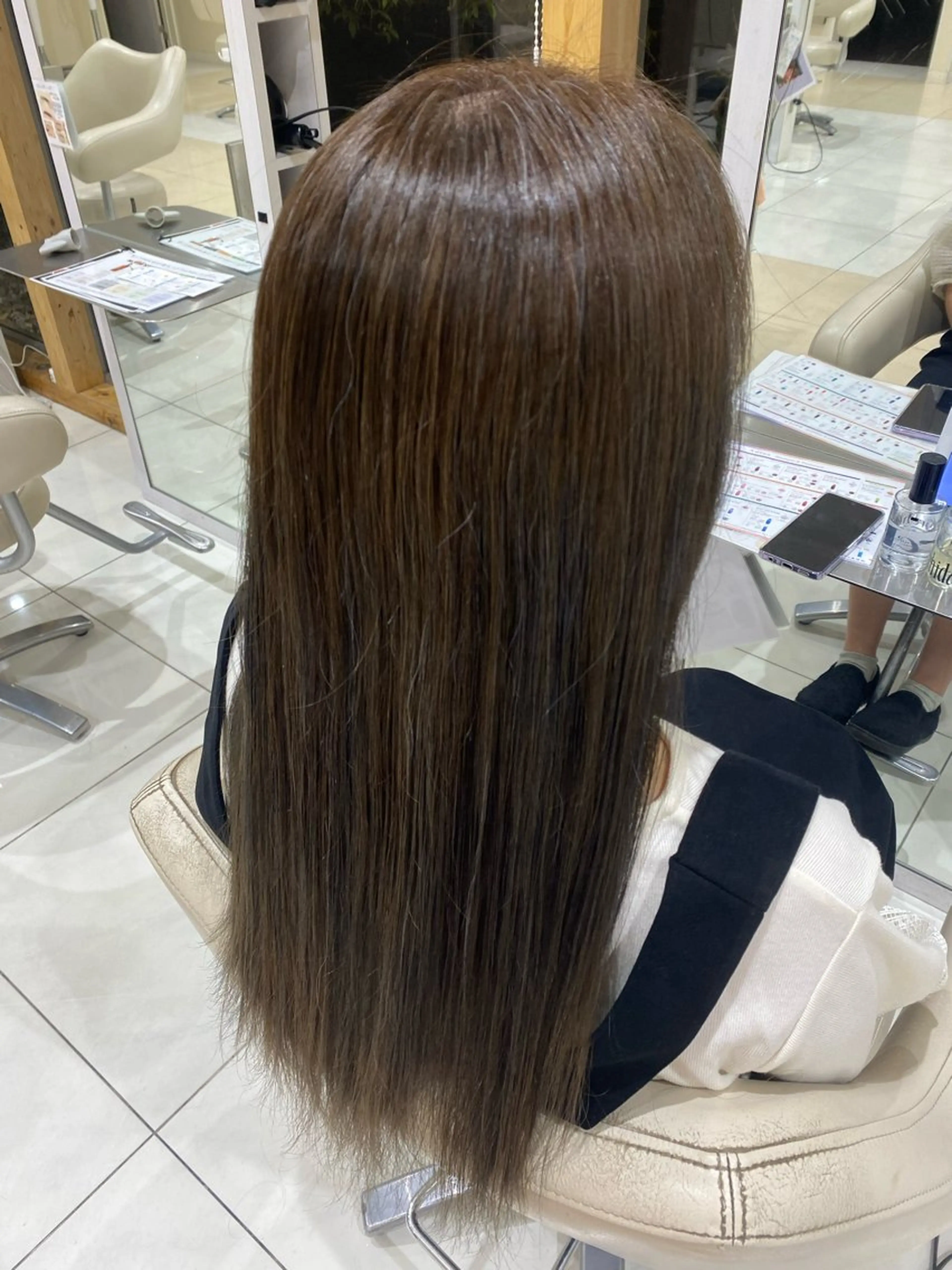 ロング カラー 中山 愛美莉のヘアスタイル