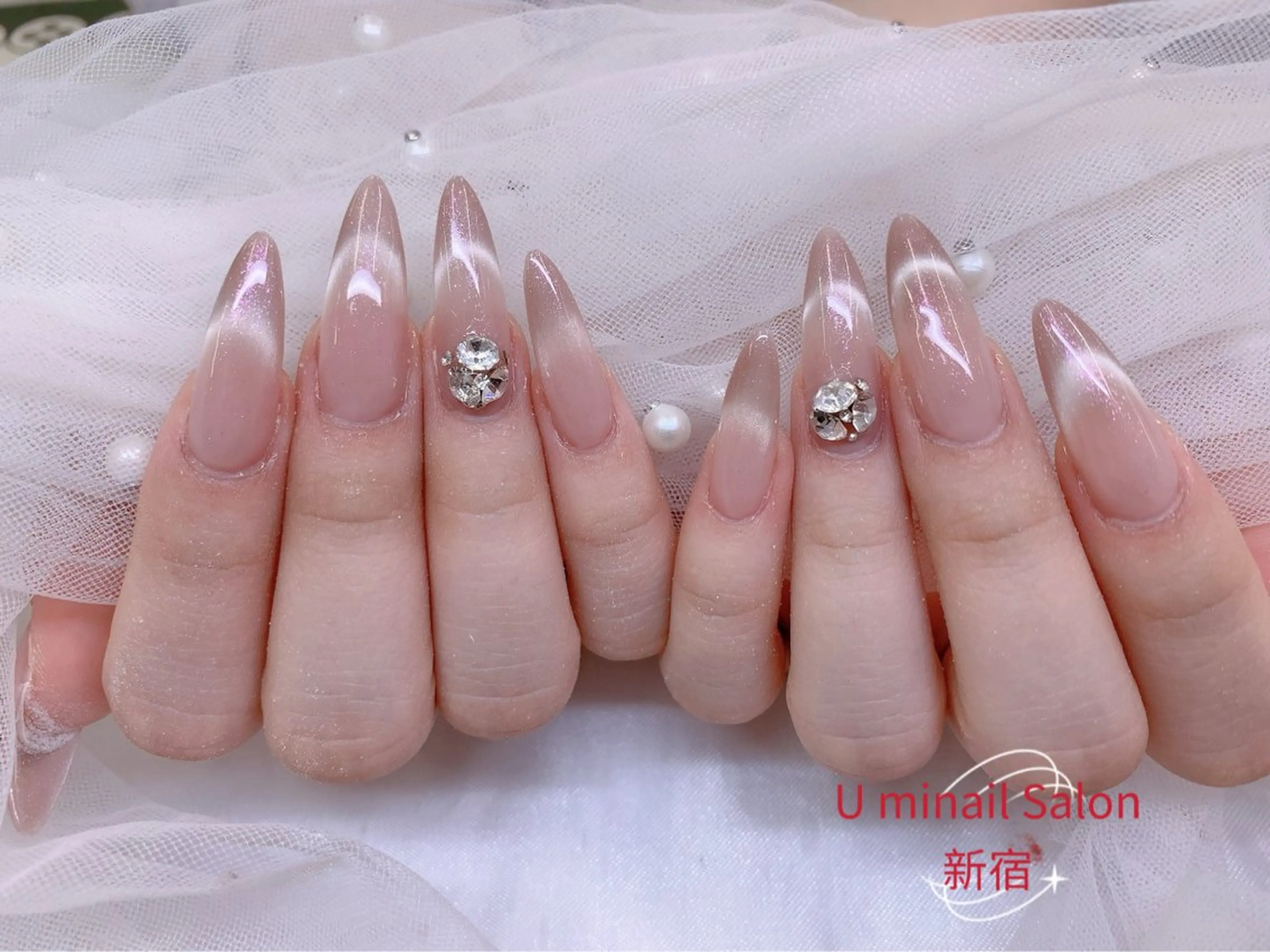 ネイル UMI ネイルサロン新宿🎀のネイルデザイン