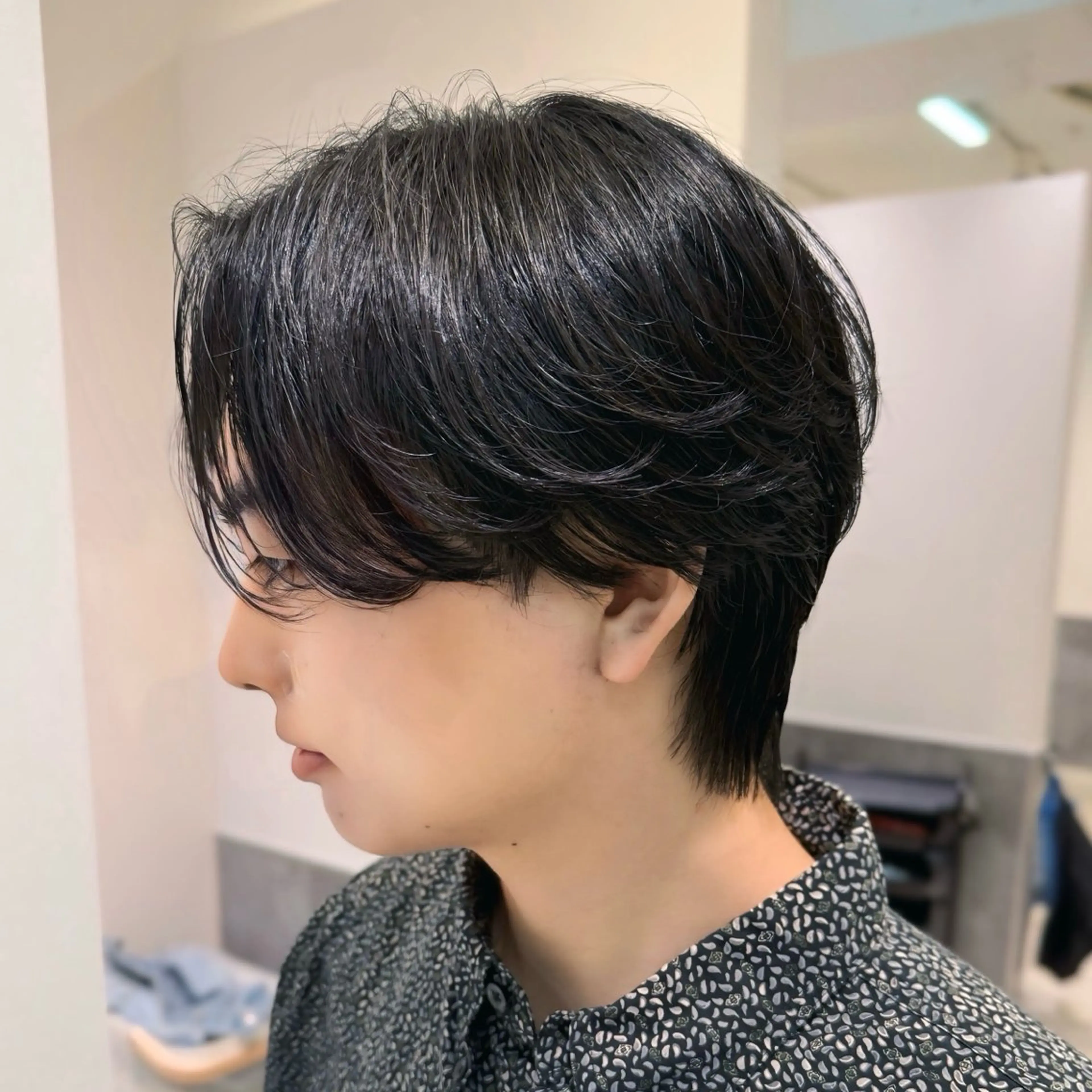 メンズ センターパート ダウンパーマ フェザーパーマ メンズ韓国風 マッシュ カット 縮毛矯正 センターパート特化/ メンズカット/ヒロキのヘアスタイル