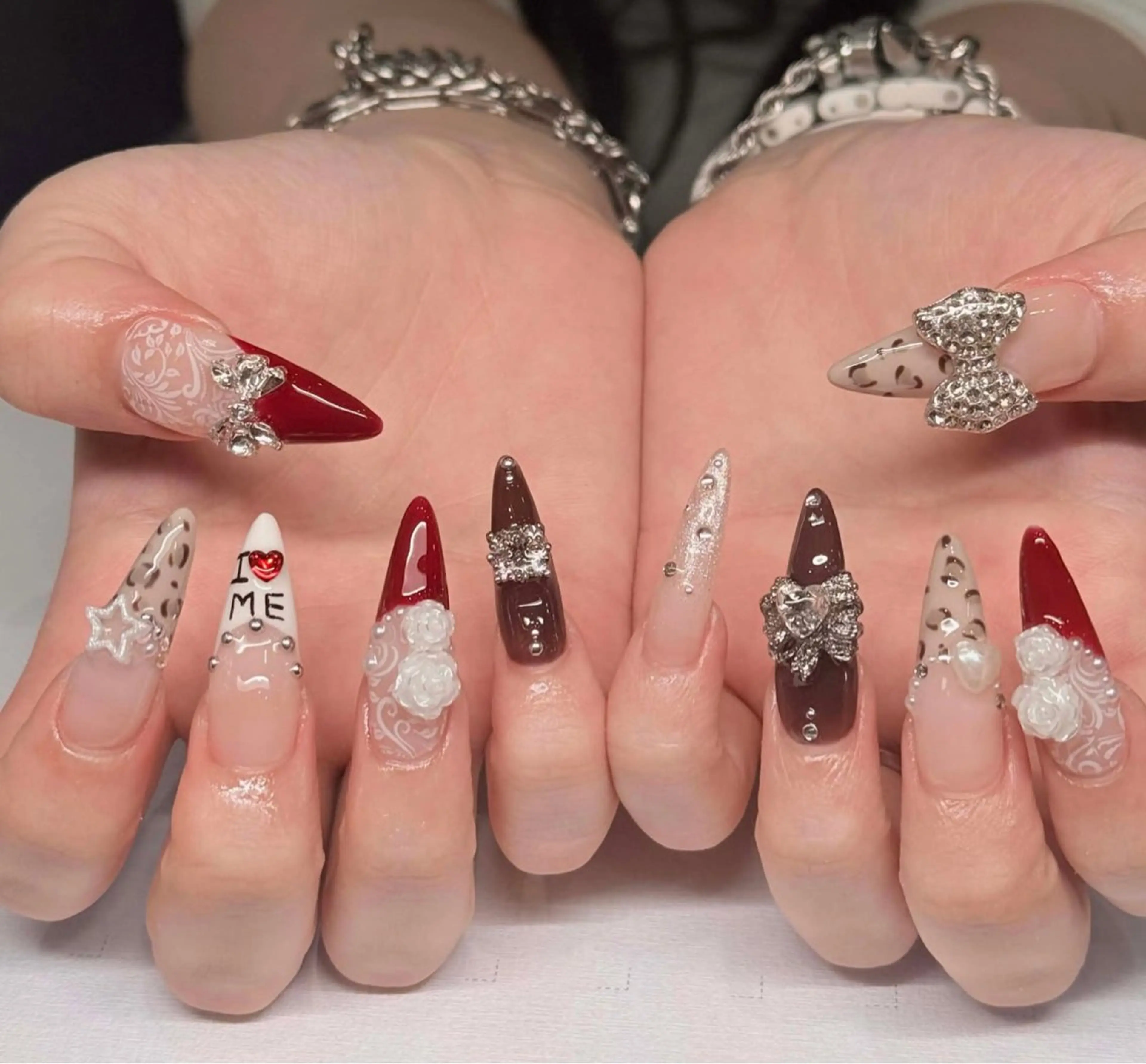 ネイル オーロラネイル ブルー チークネイル フットネイル フレンチネイル ハンドネイル REI レイのネイルデザイン