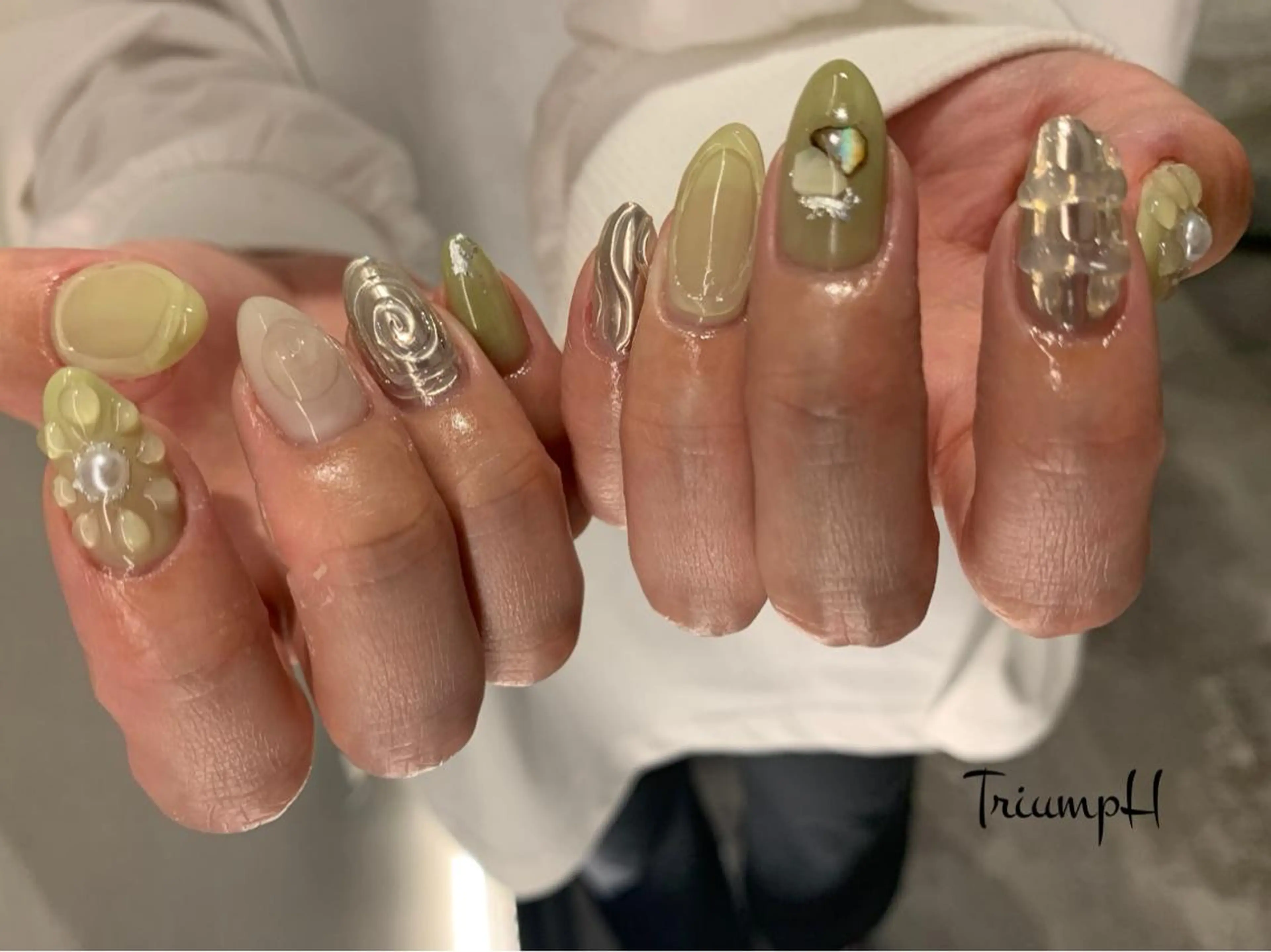 ネイル Natsuko 🪼のネイルデザイン