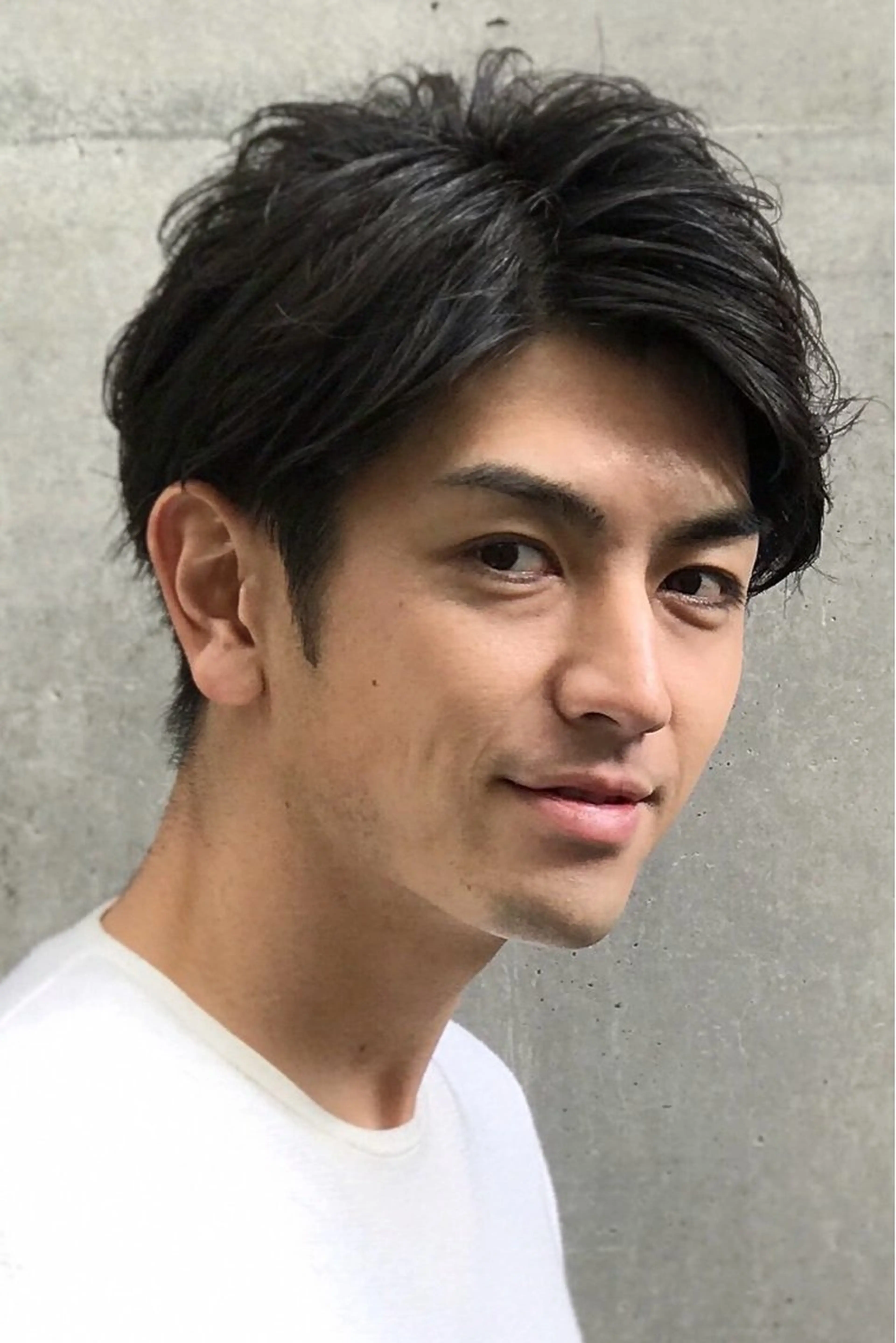 ショート パーマ 会社で浮かない ビジネスヘア/心斎橋のヘアスタイル