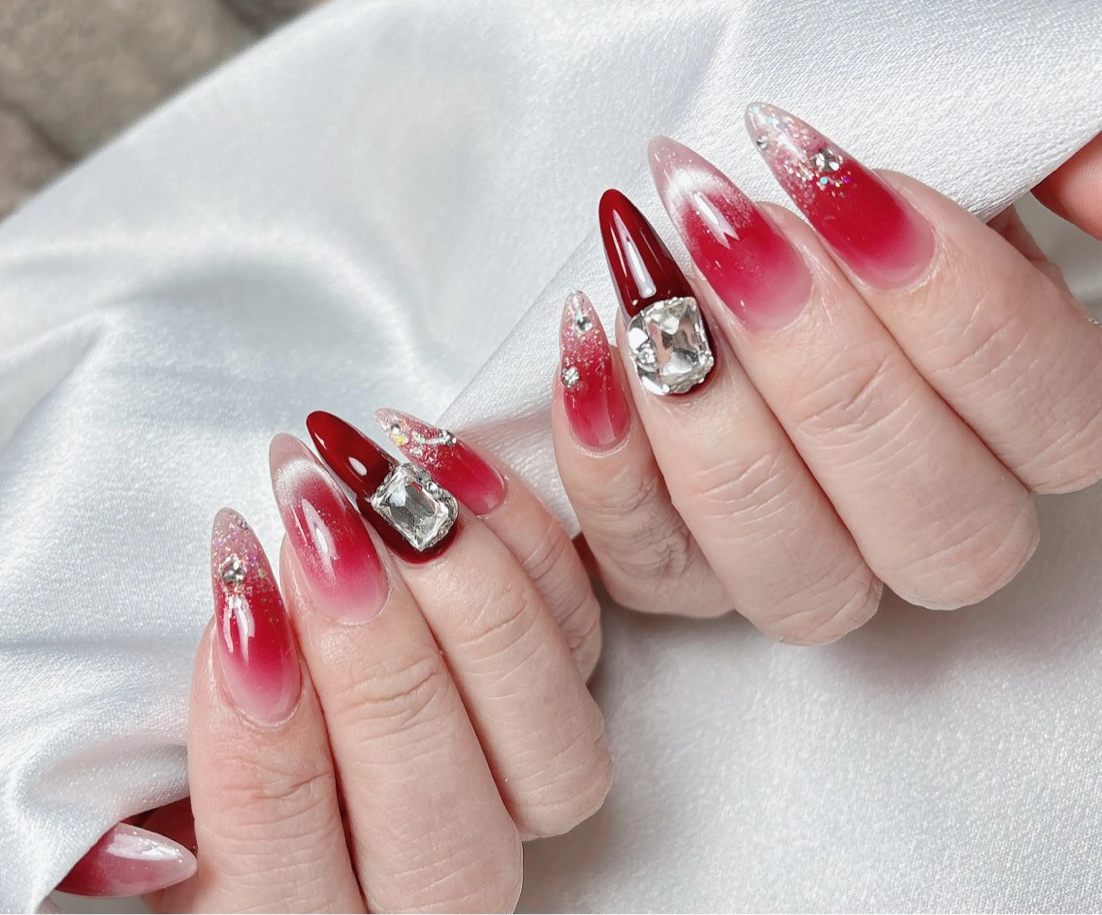 ネイル ハンドネイル ネイルサロン Auraのネイルデザイン