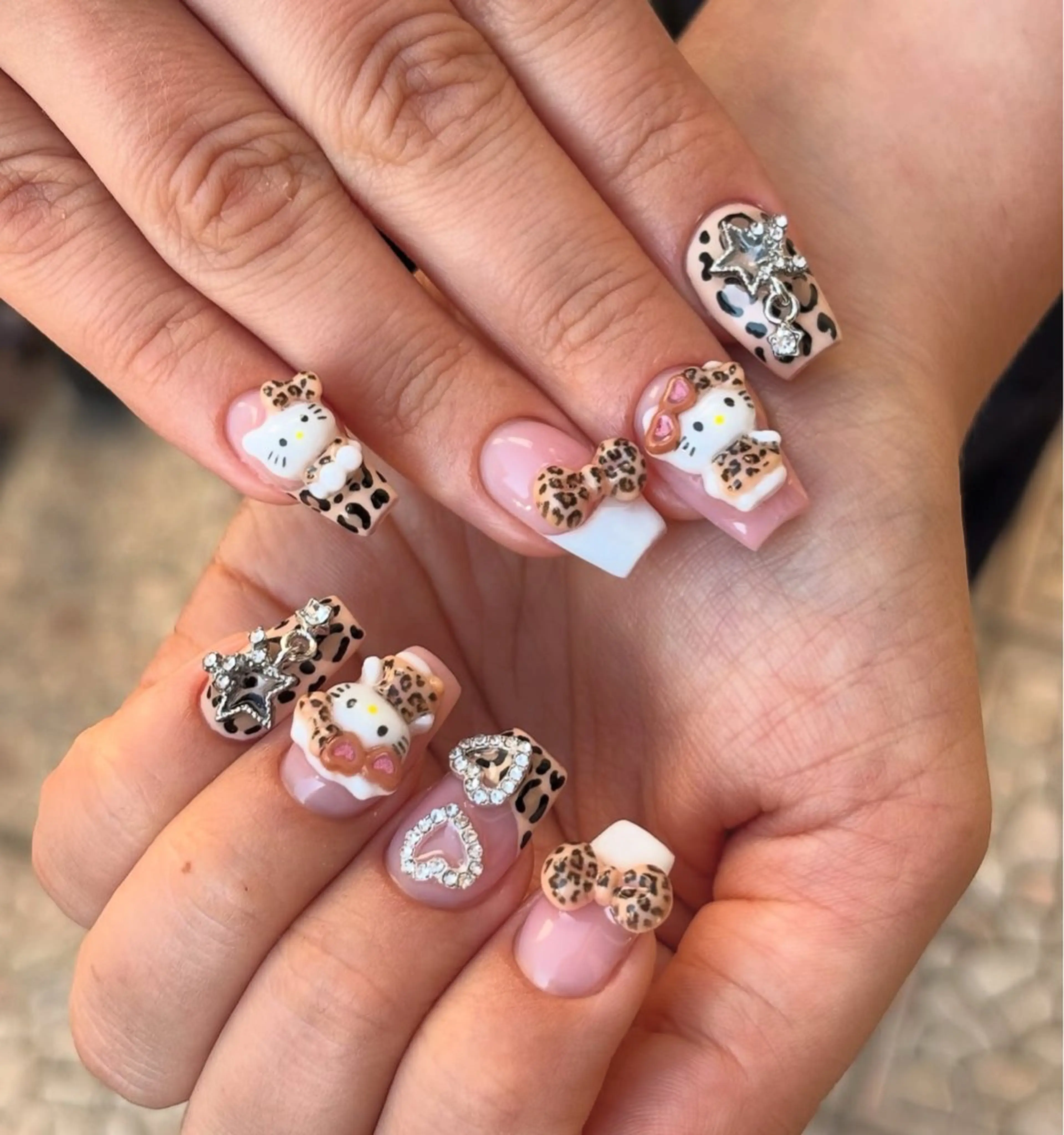 XIINH NAIL SALONのネイルデザイン