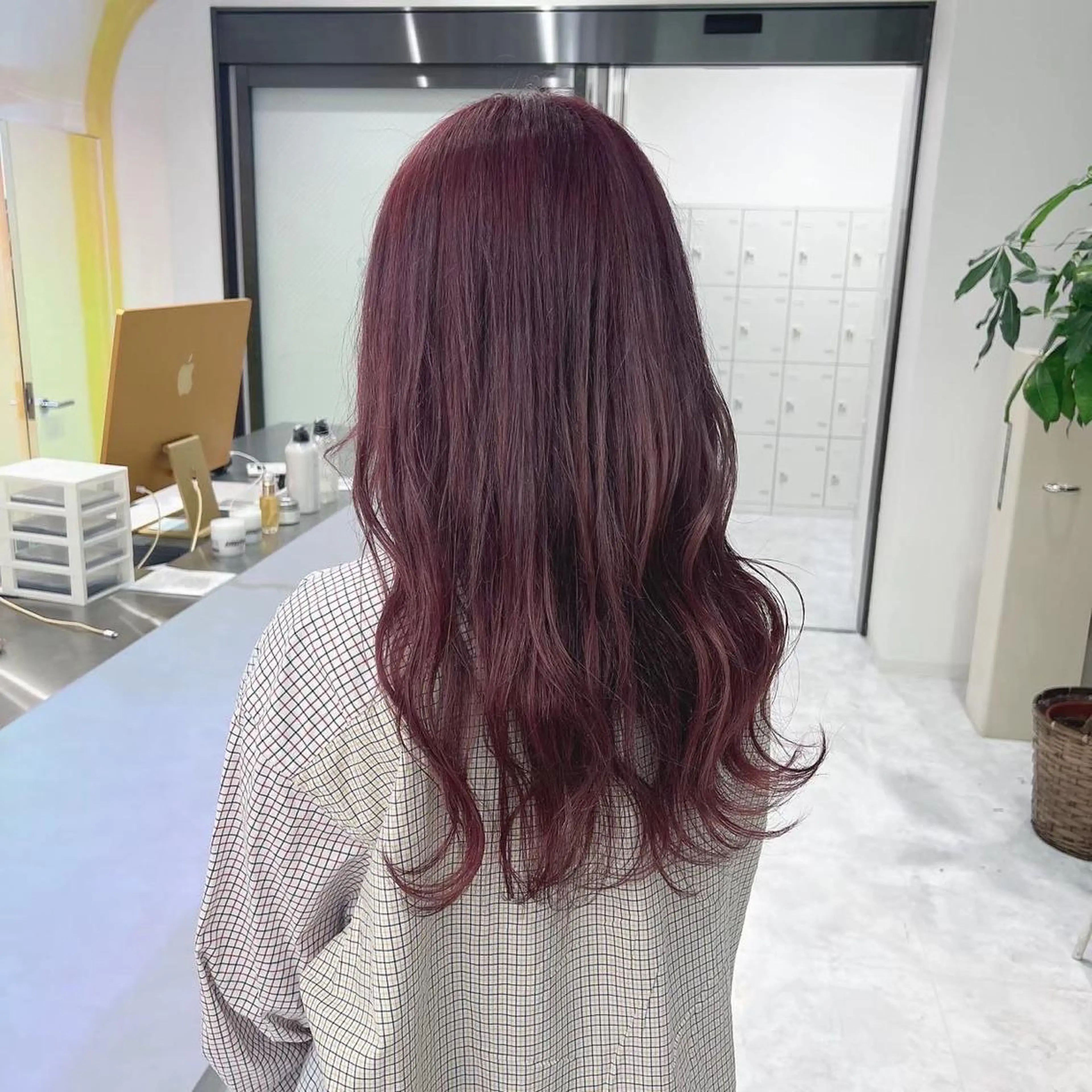 ロング カラー ヘアアレンジ カット ヘアカラー ブリーチなしの達人 🌈KAITOのヘアスタイル