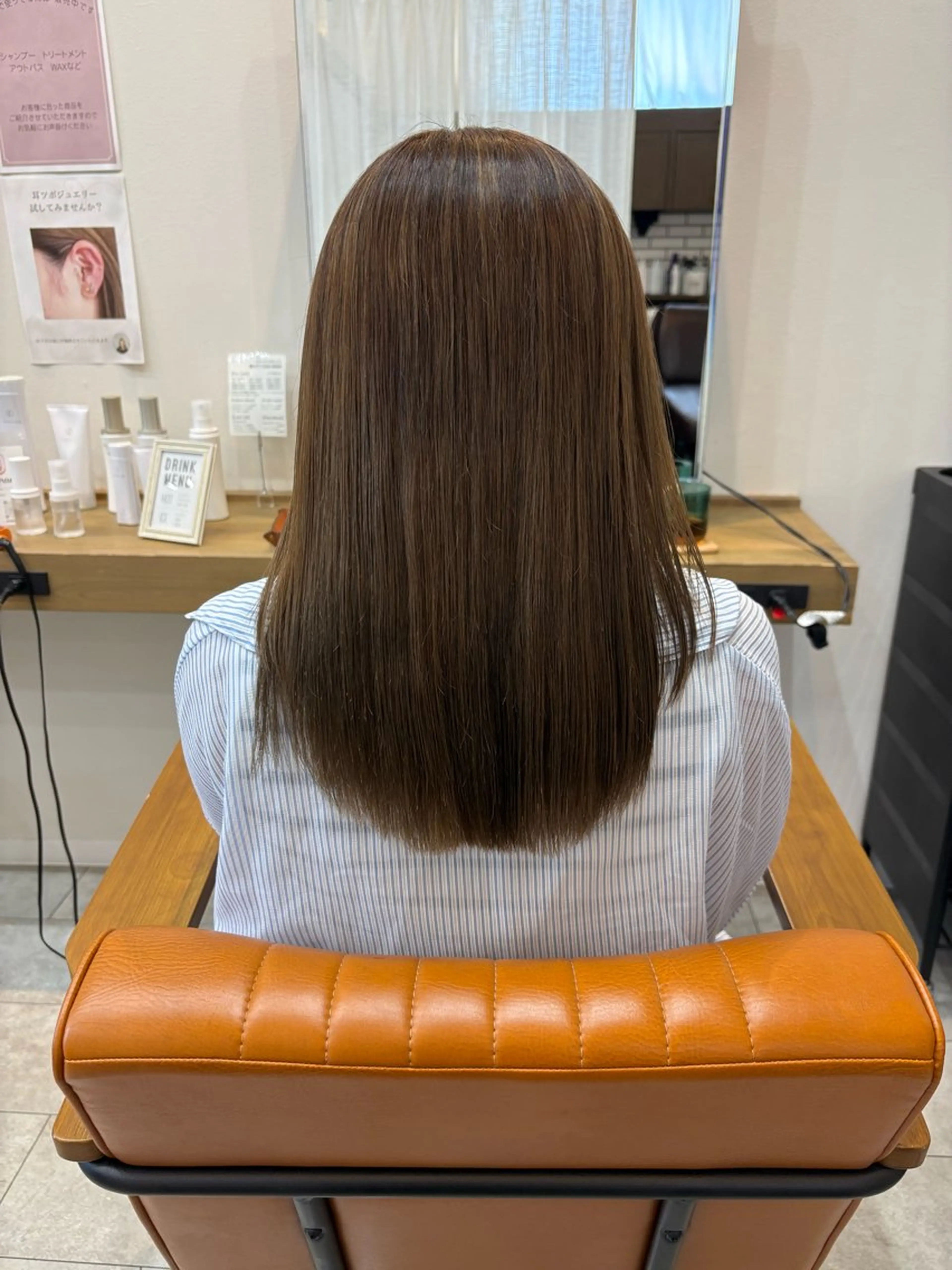 セミロング カラー 千々和 杏夏のヘアスタイル