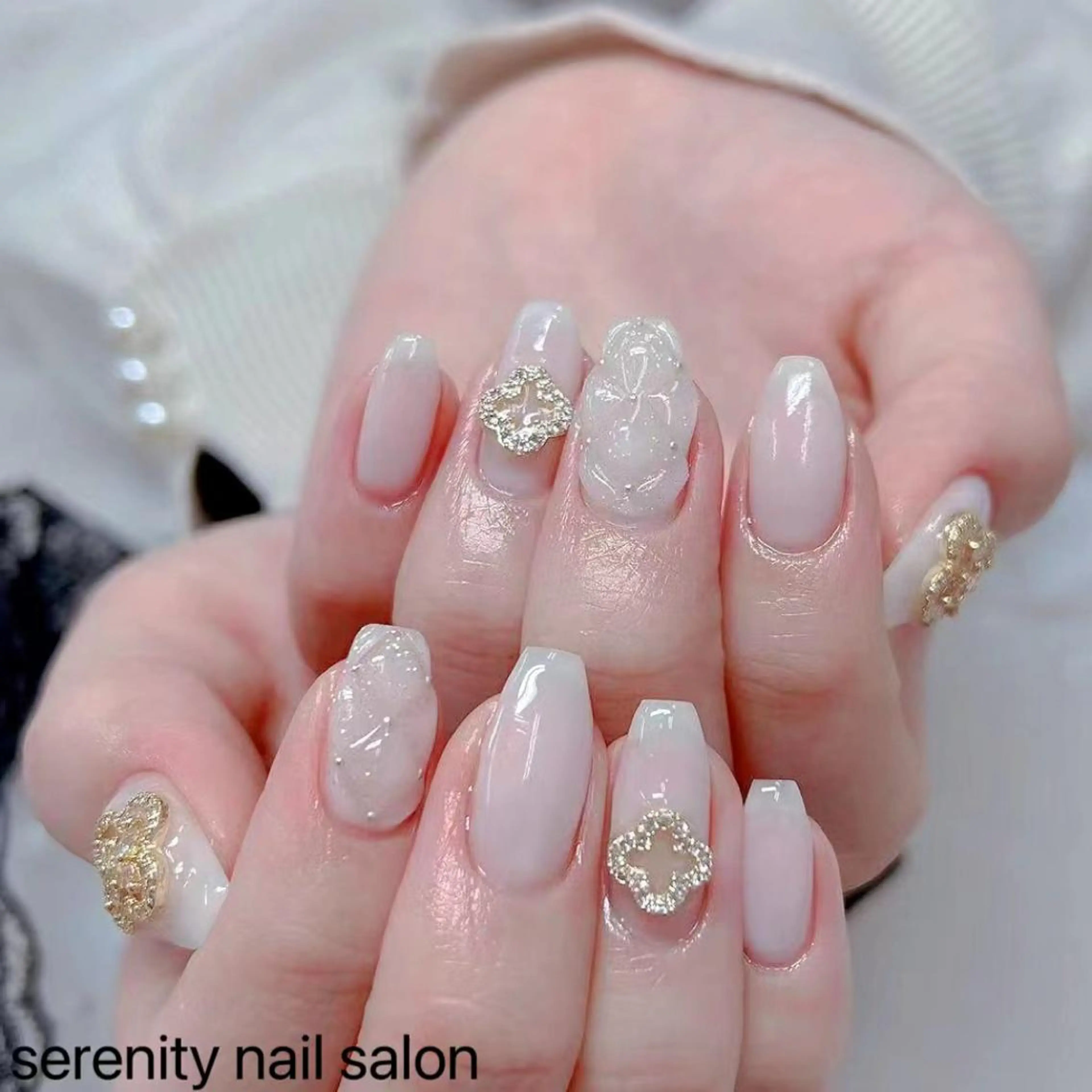ネイル ハンドネイル ハンドケア ✨Serenity Nail salonのネイルデザイン