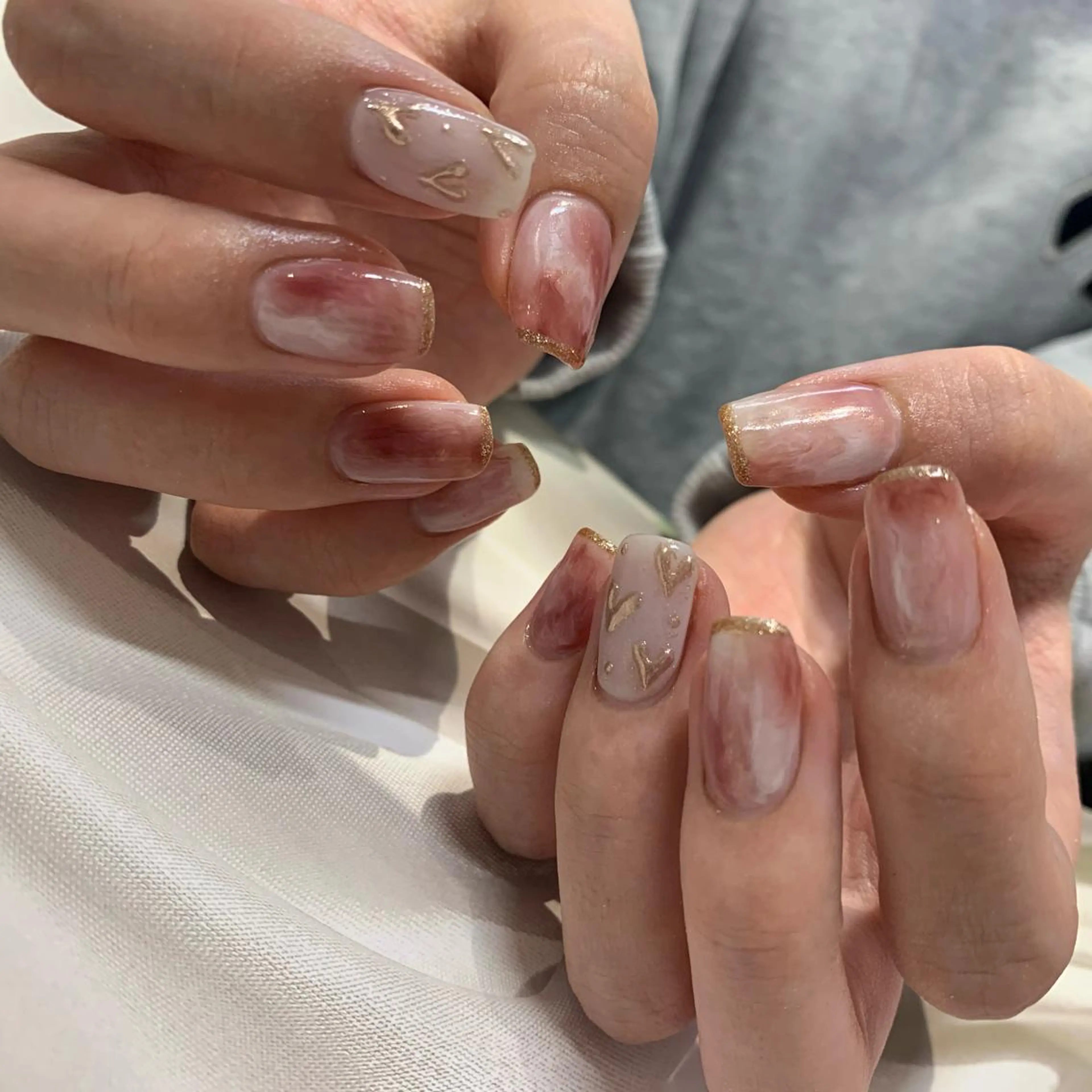 ネイル ハート ミラーネイル マキノ ユイのネイルデザイン