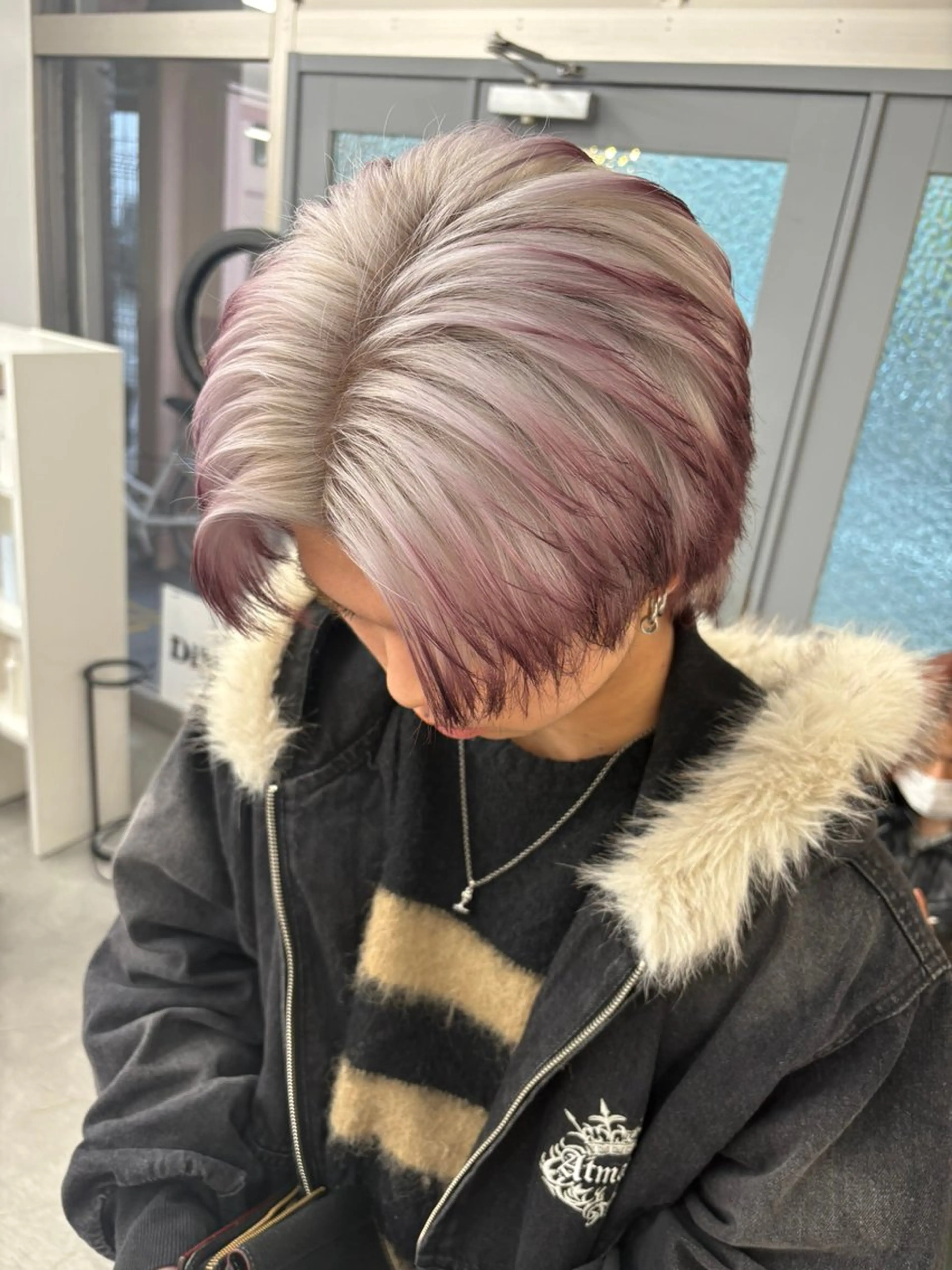 ショート カラー メンズ ヘアカラー 八代 珠羽のヘアスタイル