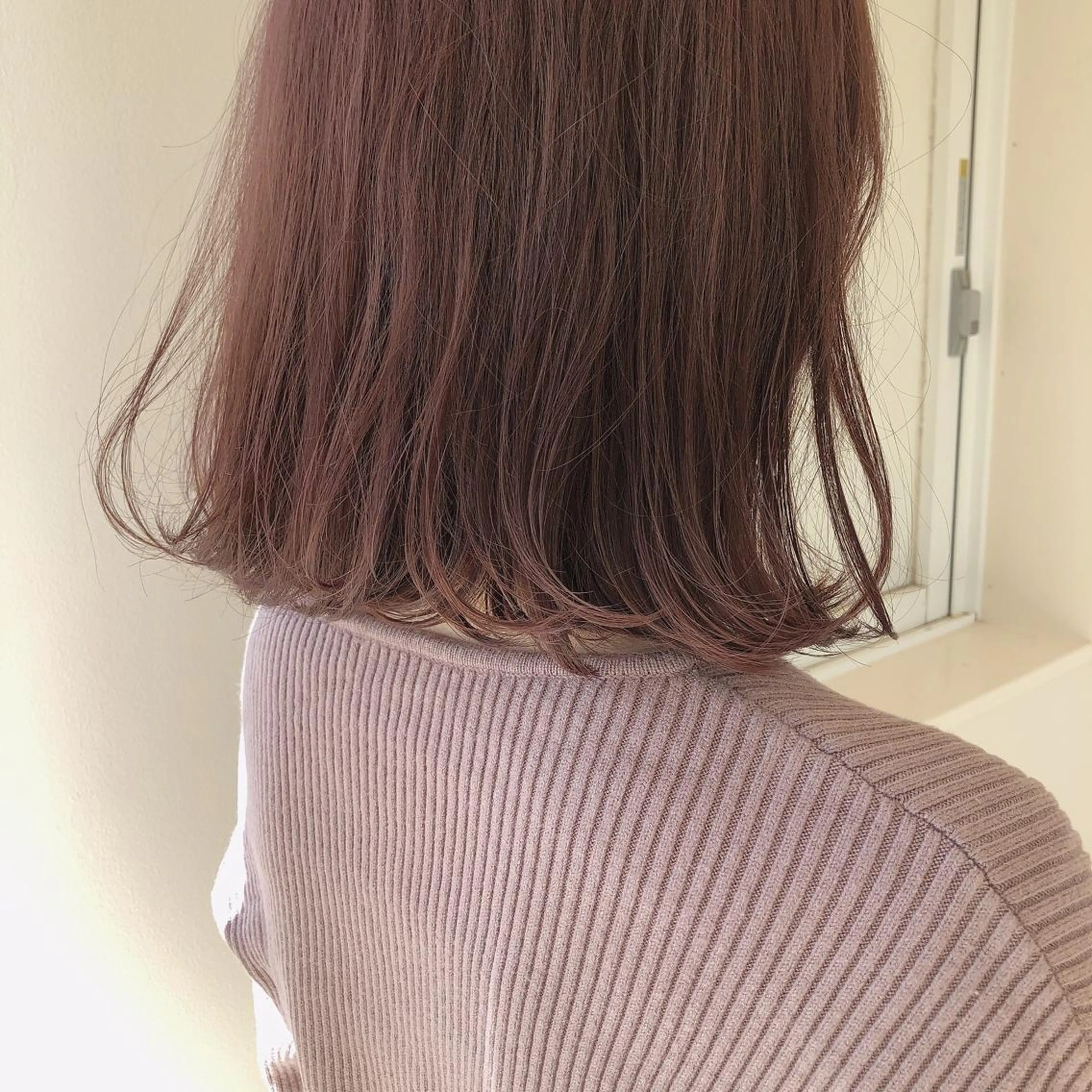 セミロング カラー ベージュカラー ピンクカラー ピンクベージュ ヘアカラー トリートメント 盛れるレイヤーカット 得意🌹井上美沙のヘアスタイル