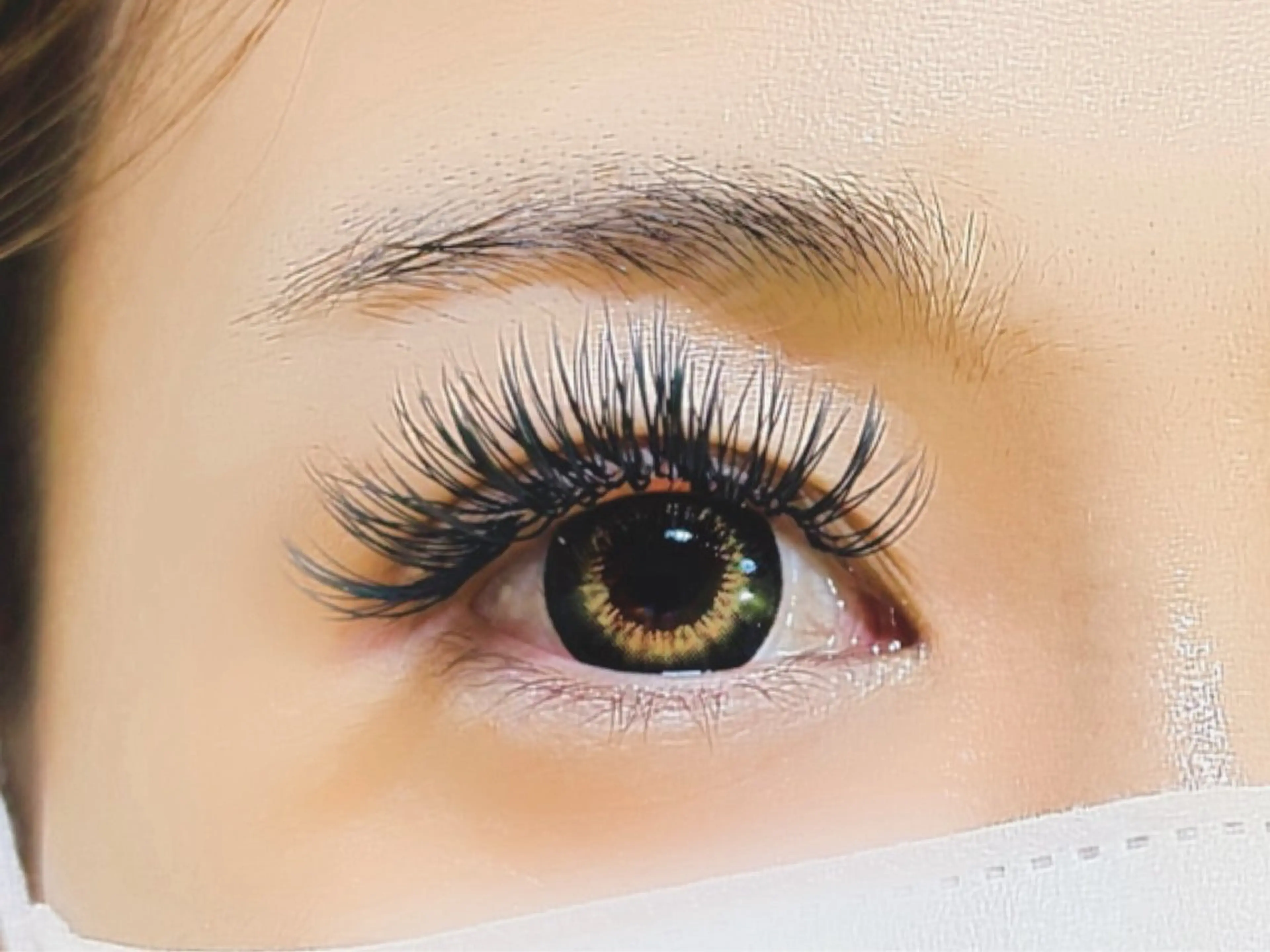 マツエク・マツパ 付け放題 バインドロック 束感まつ毛 フラットラッシュ パリジェンヌラッシュリフト マツエク AURORA RINAのマツエク・マツパデザイン