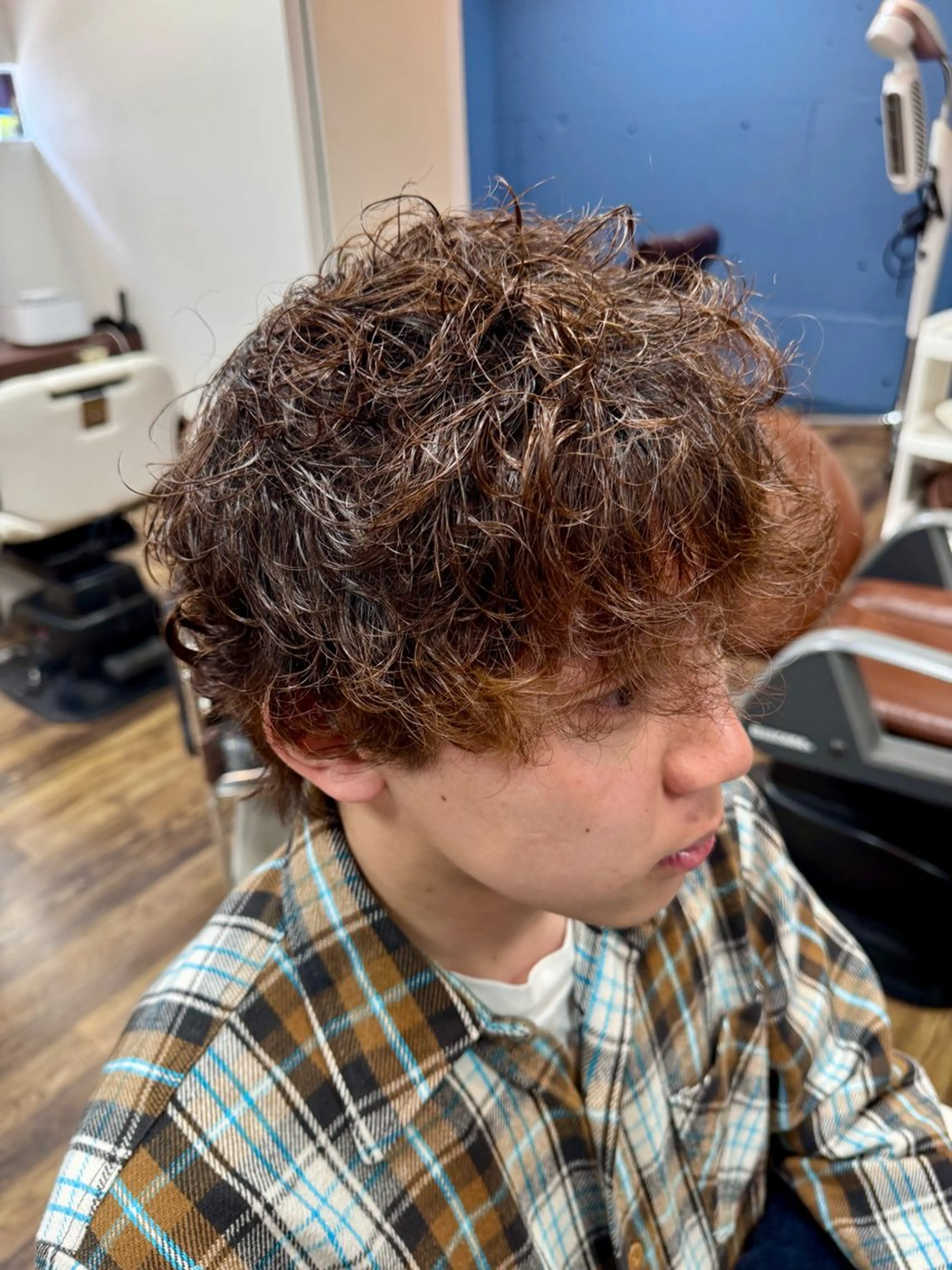 ショート カラー パーマ メンズ ジールヤマグチ朝霧駅前店所属・渋谷 洸貴のヘアスタイル