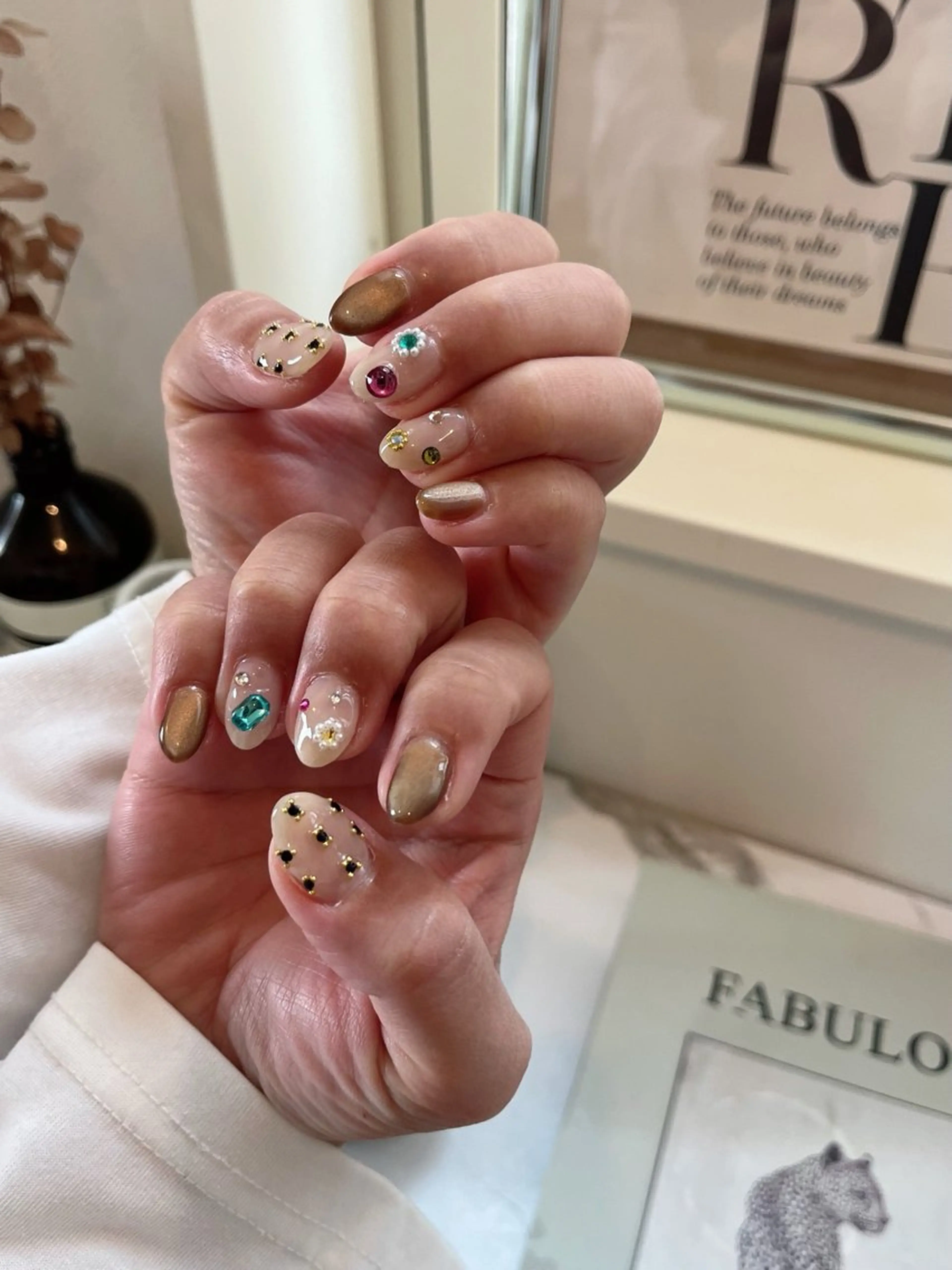 ネイル S. SAYAのネイルデザイン