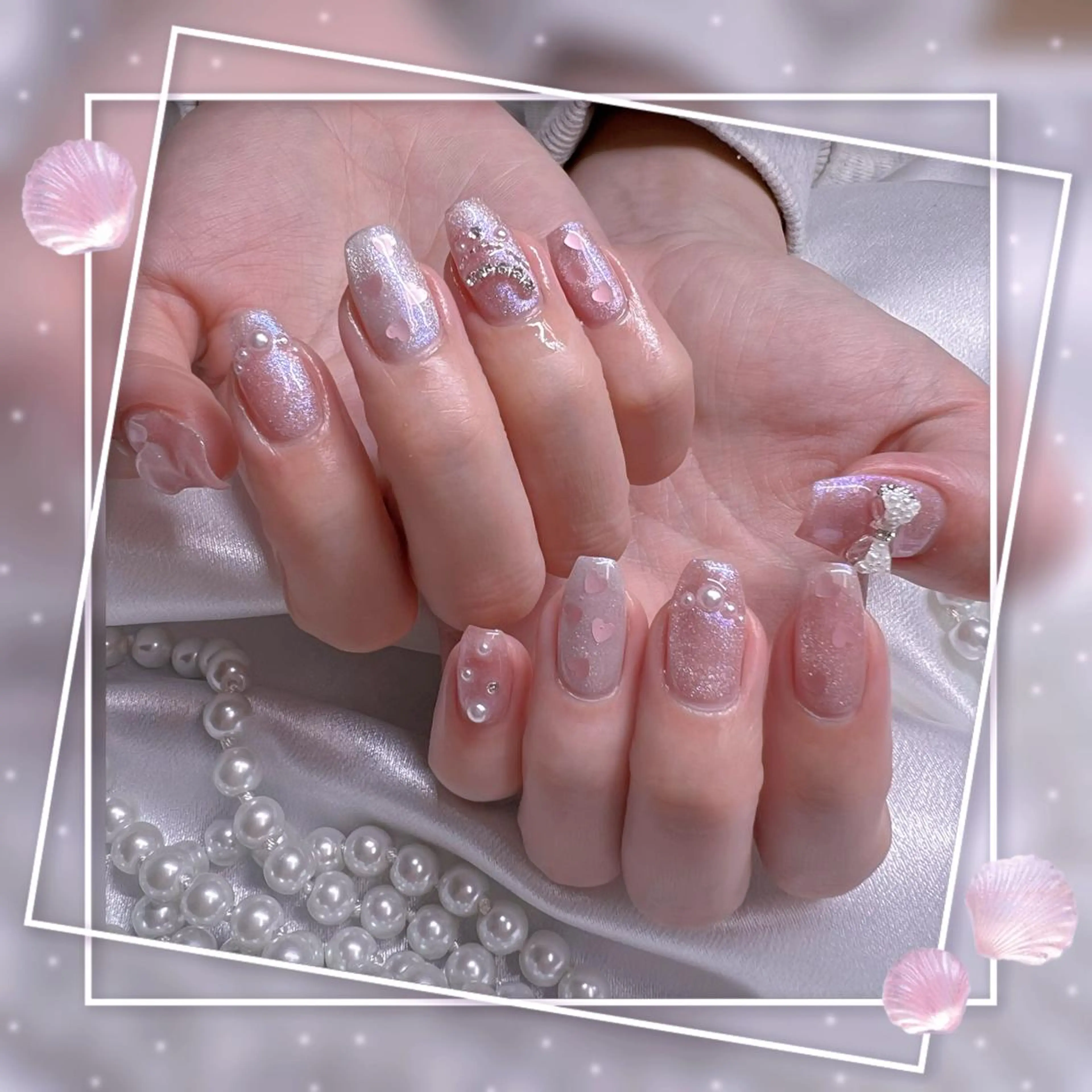 ネイル フレンチネイル キラキラネイル 韓国ネイル マグネットネイル マグネットフレンチ ハンドネイル Chill Nailsalonのネイルデザイン