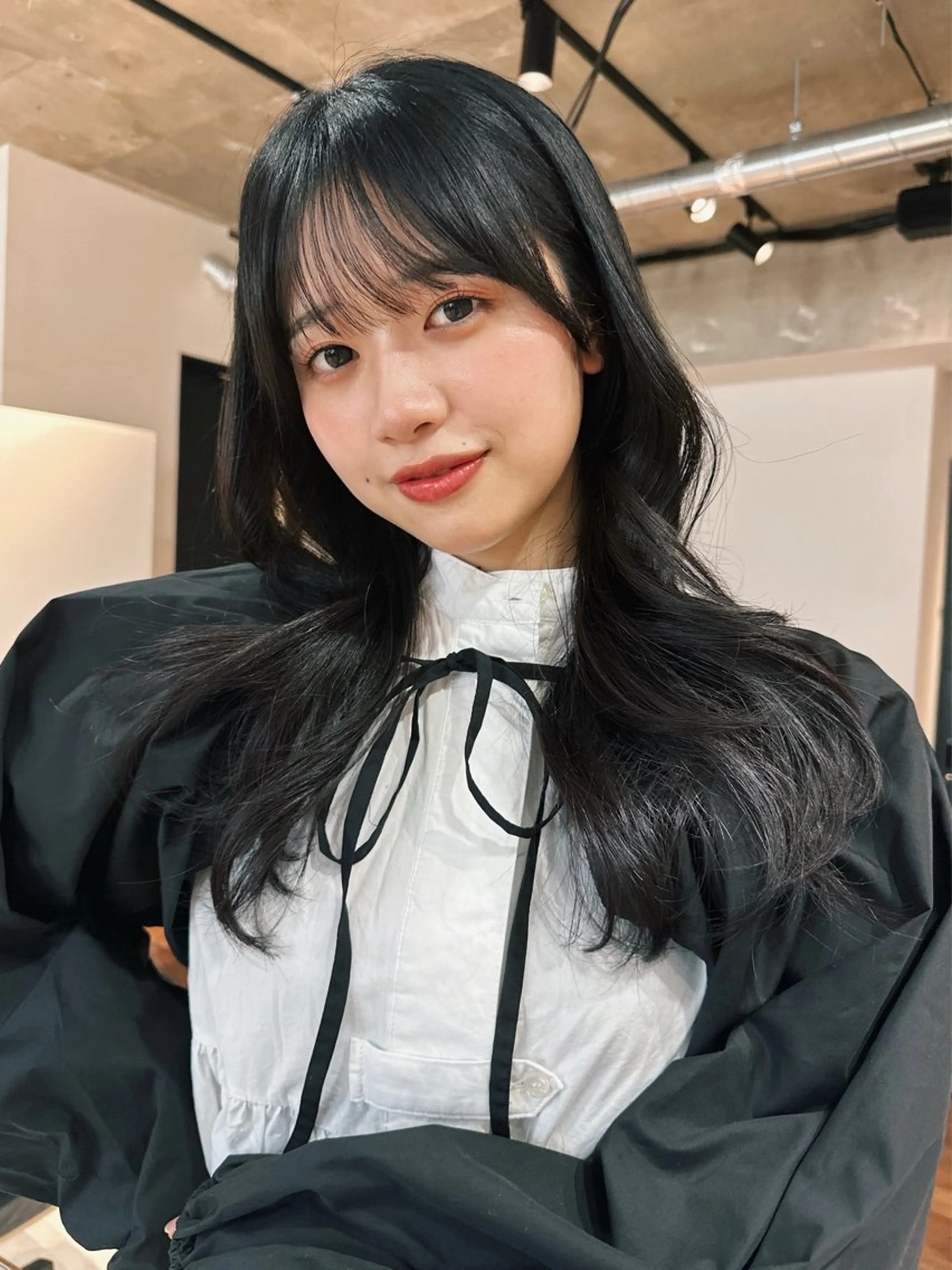 ロング カラー パーマ 🫧小顔×似合わせ× 透明感カラー🫧のヘアスタイル