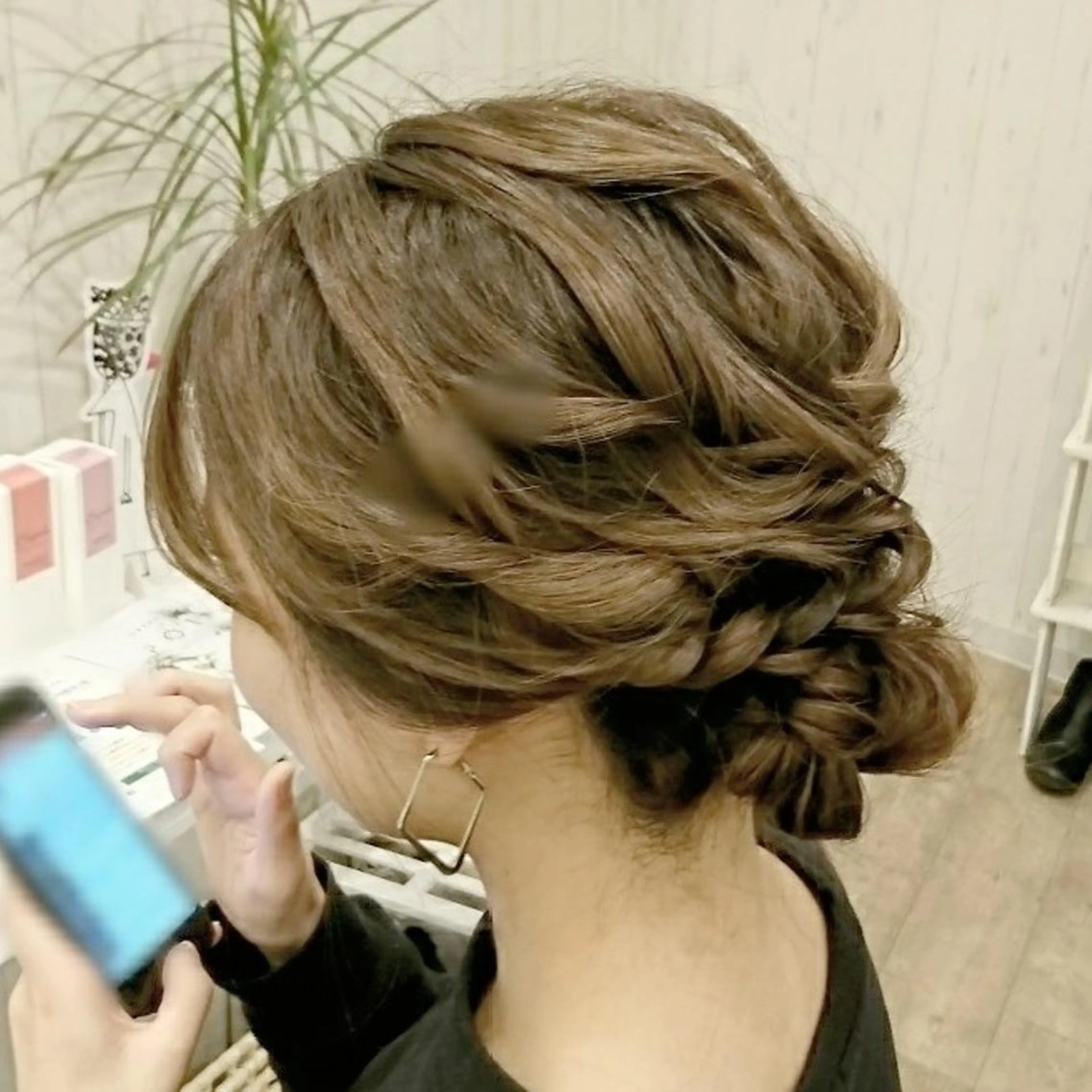 ミディアム ヘアアレンジ 植田 真理のエステ・リラクイメージ