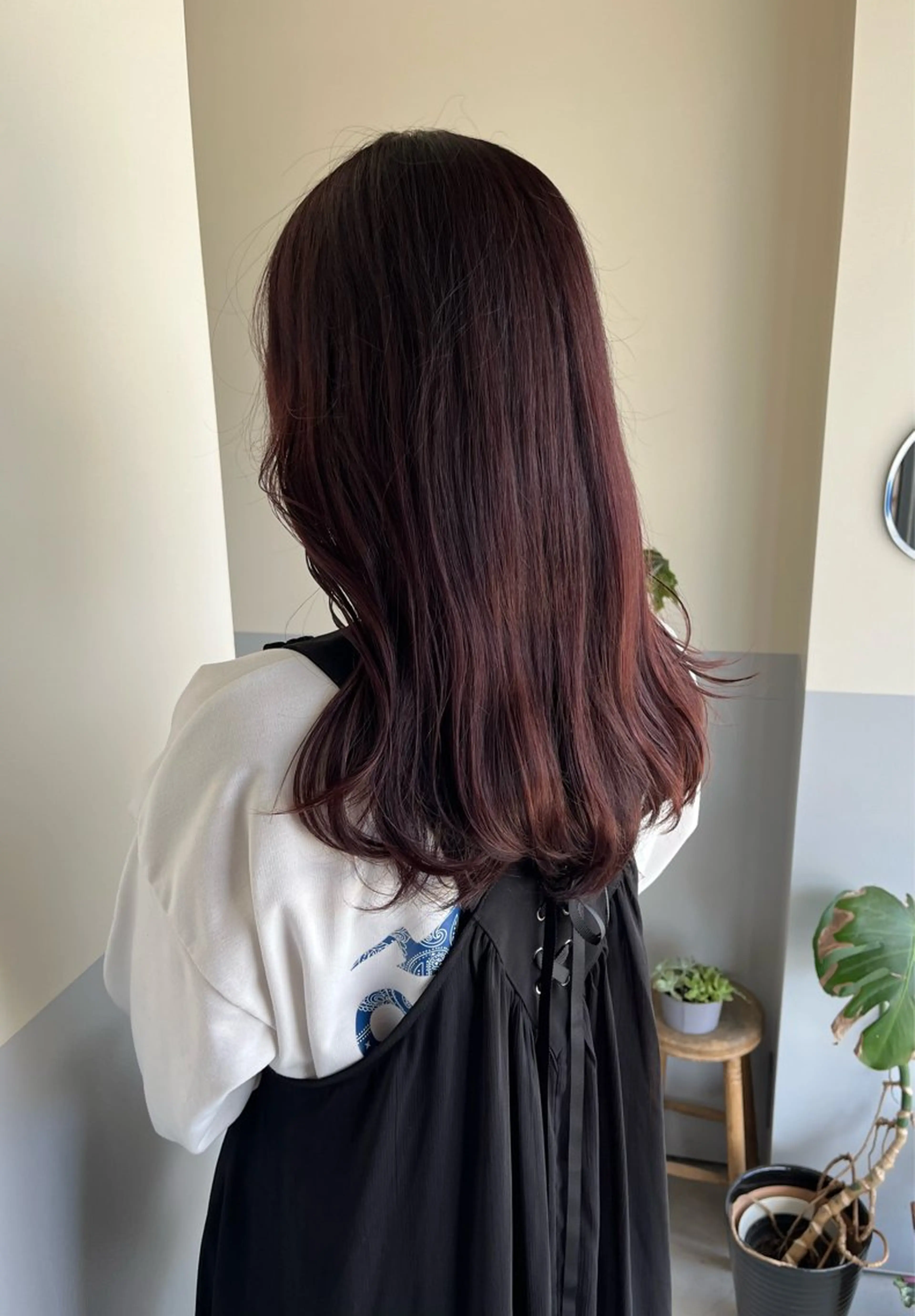 セミロング 神谷 夏帆のヘアスタイル