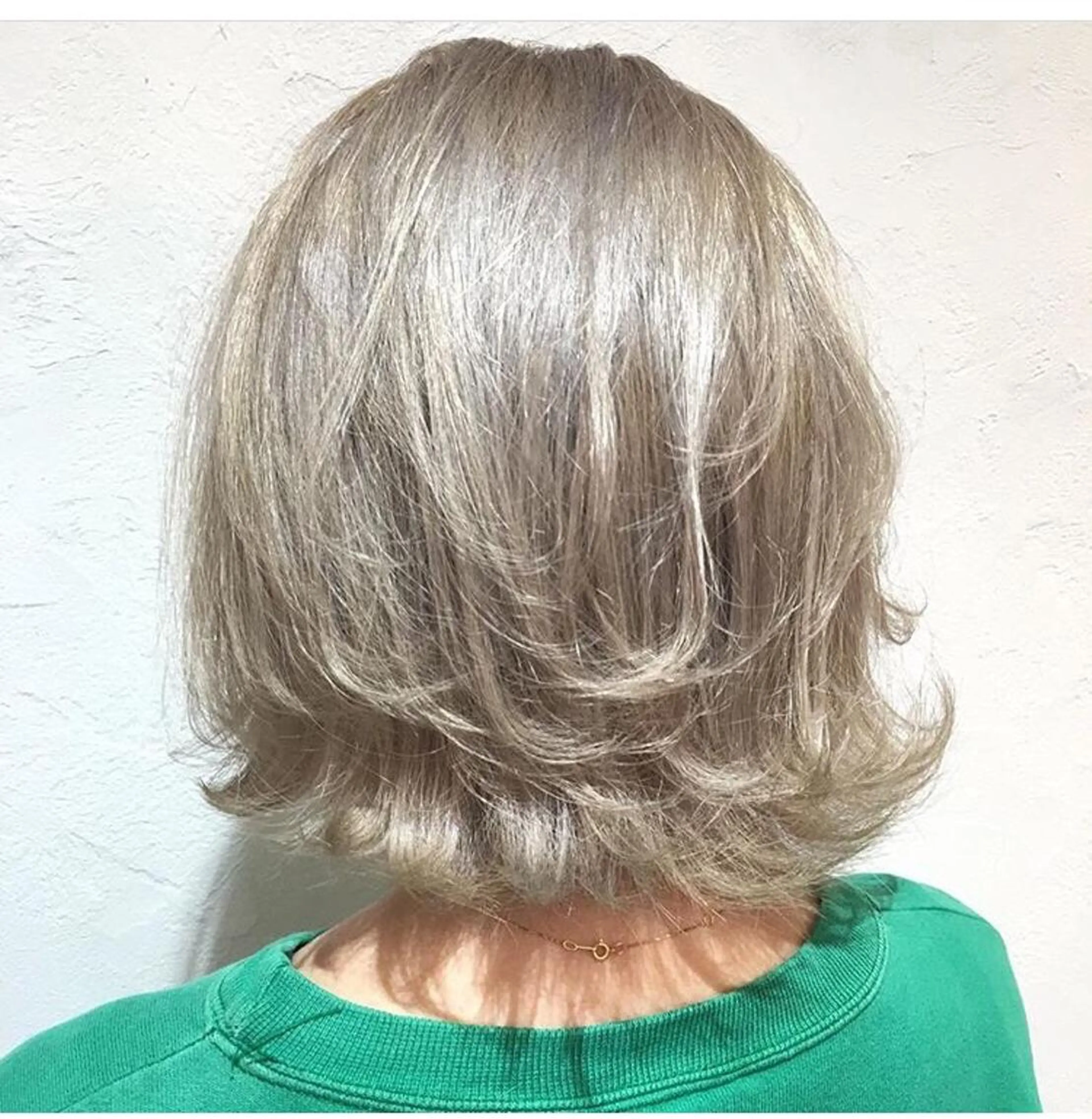 カット & 外国人風ダブルカラー & 最高級ハホニコトリートメントの写真