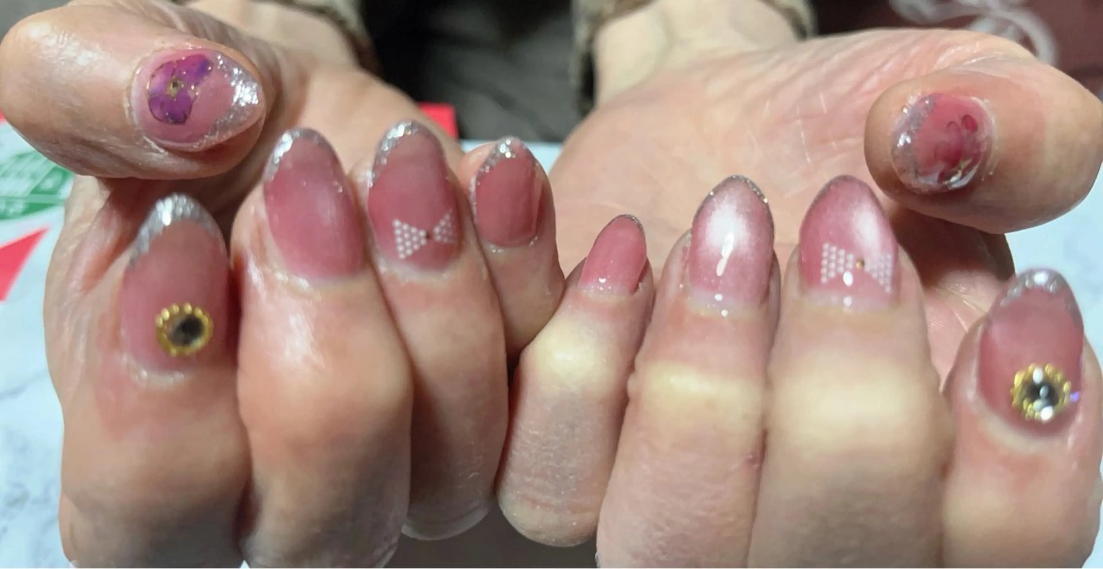 ネイル マグネットネイル ハンドネイル Nail ecxia ／Reikaのネイルデザイン