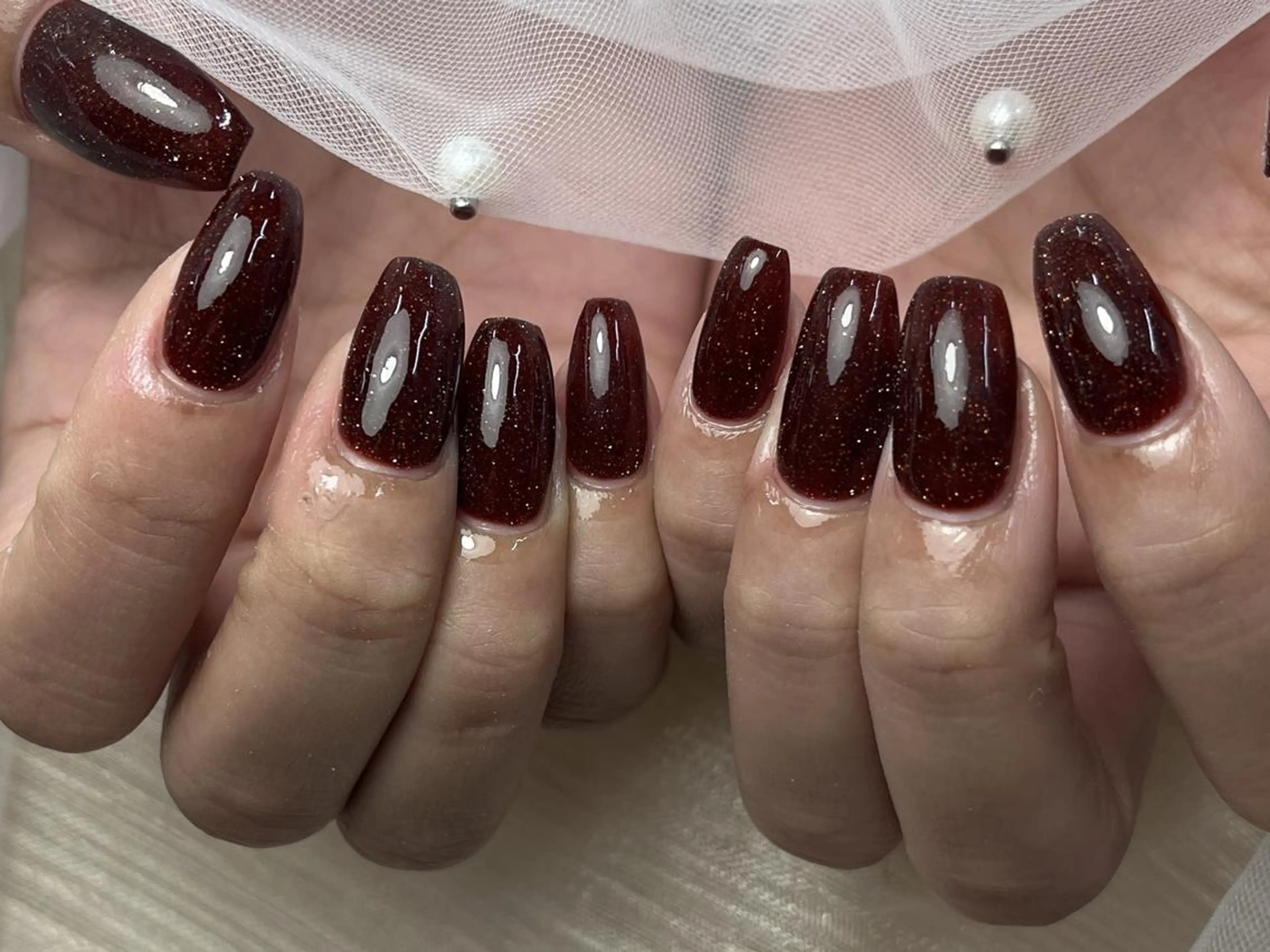 ネイル ボルドー ラメ(グリッター) シンプルネイル ハンドネイル ToliyDeliy Nail Salonのネイルデザイン