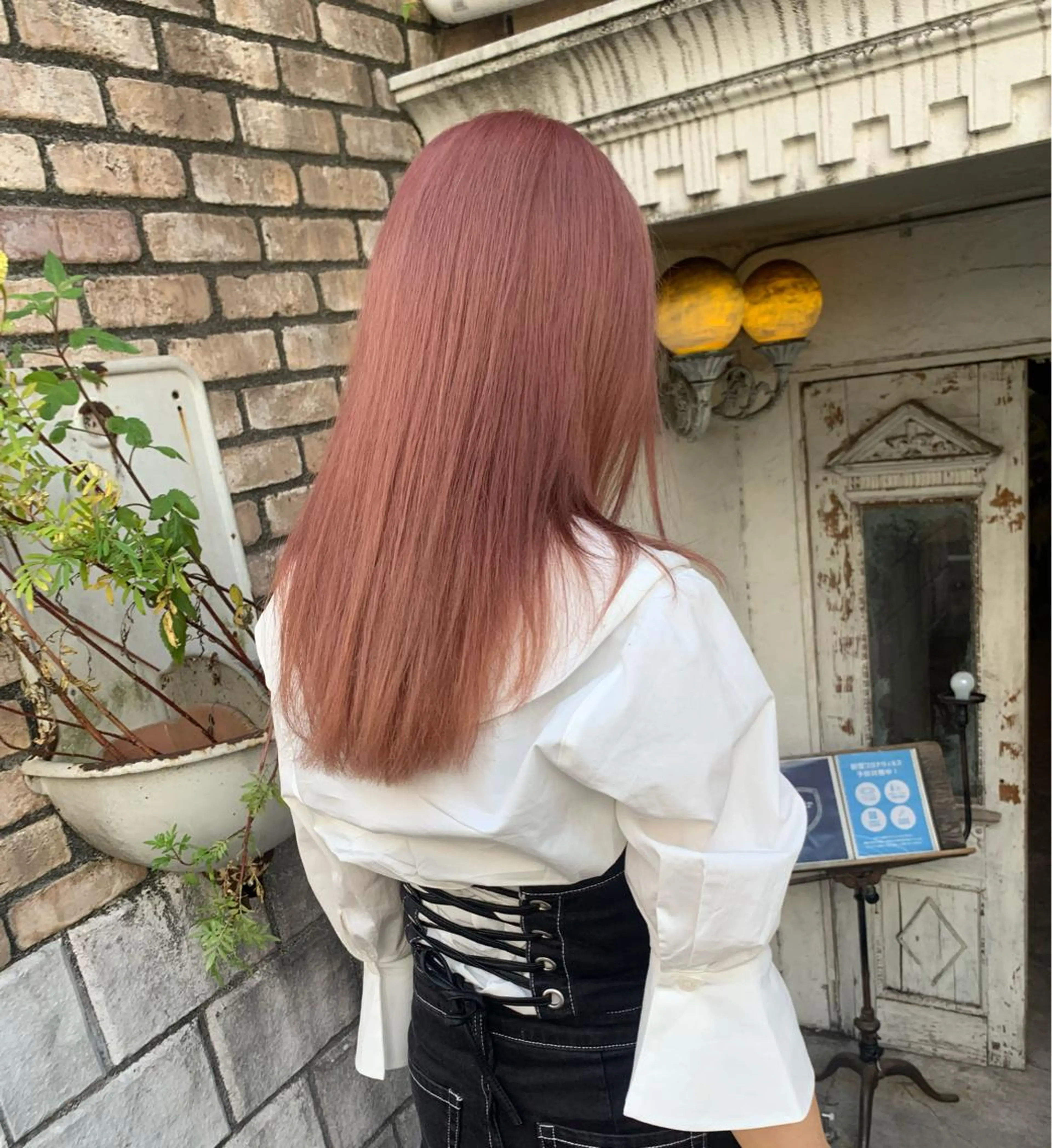 セミロング カラー ブリーチ ピンクカラー 似合わせカラー🫶 小川千波のヘアスタイル