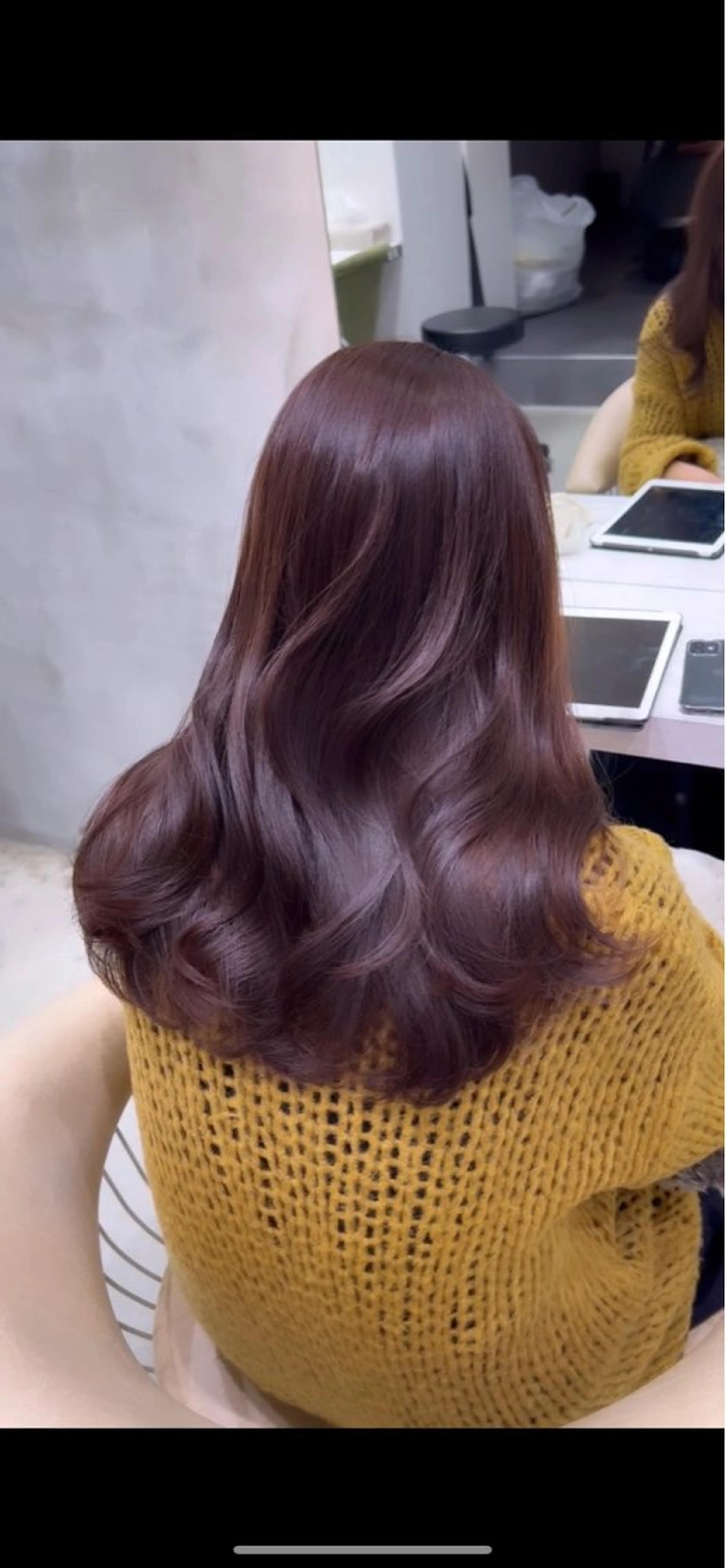 セミロング カラー 宮嶋 蓮のヘアスタイル