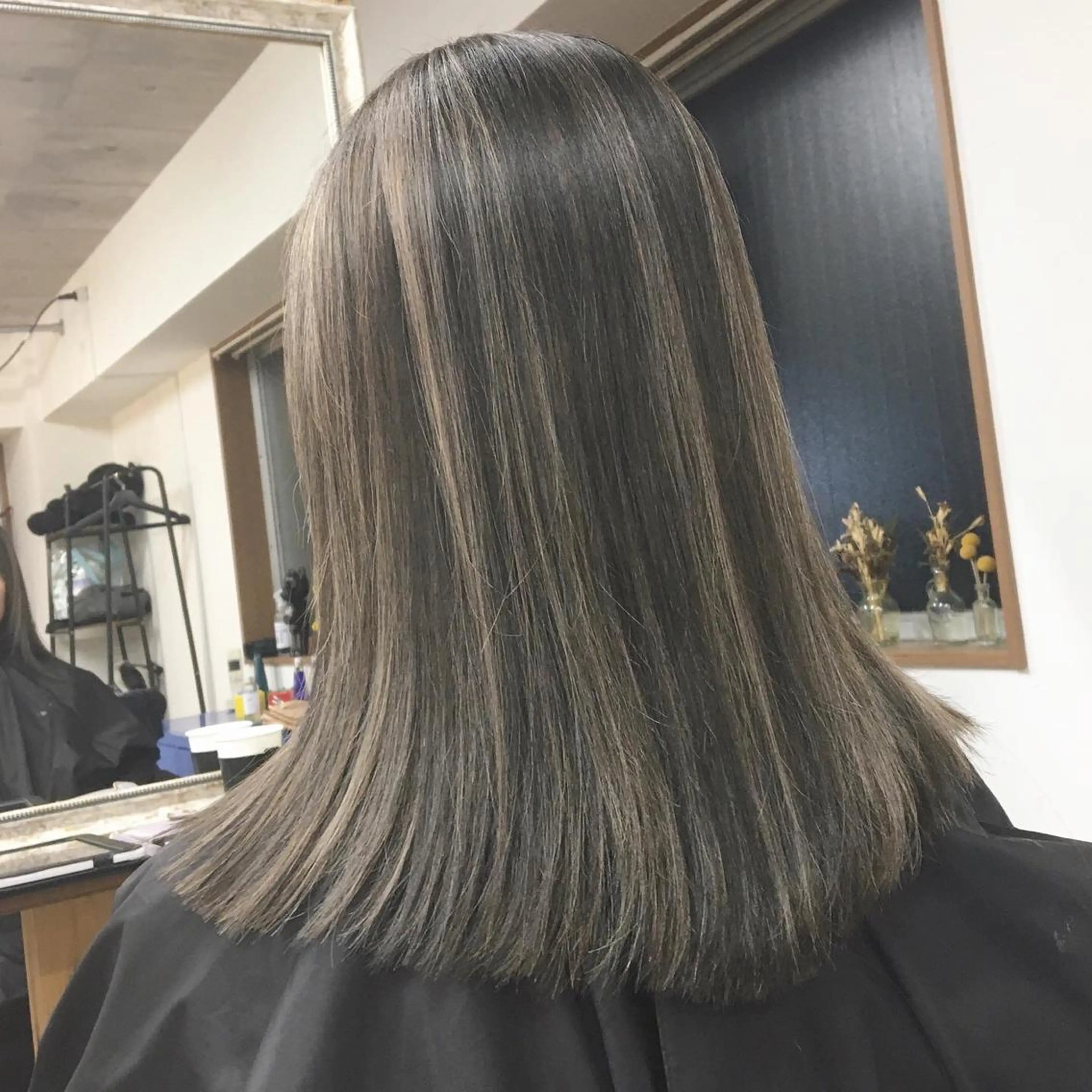 カラー ネイル ヘアカラー トリートメント ✨落ち着いた接客 💡高橋優也💡のヘアスタイル