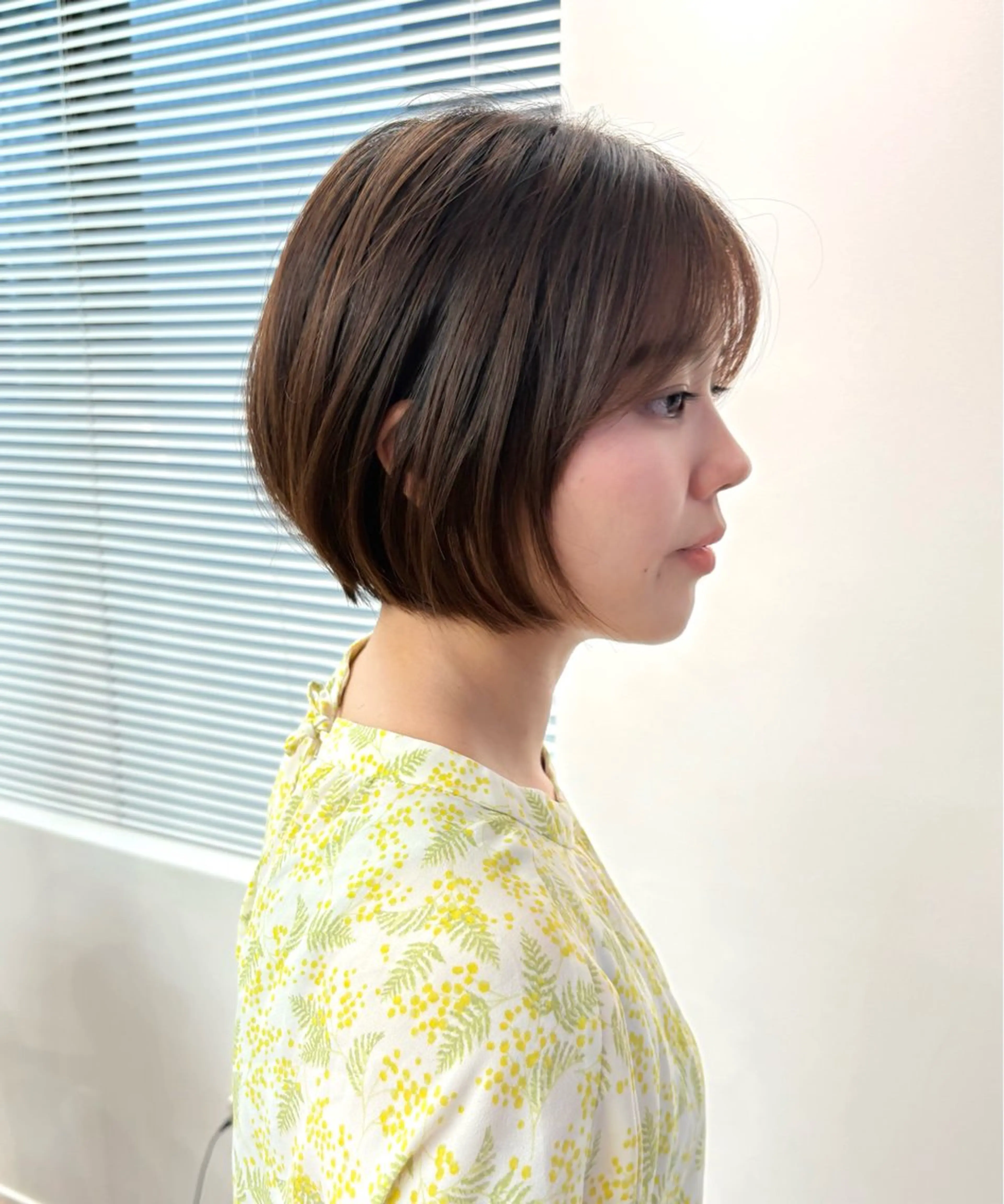 ショート aiko【艶カラー ・ミニモ年内で終了】のヘアスタイル