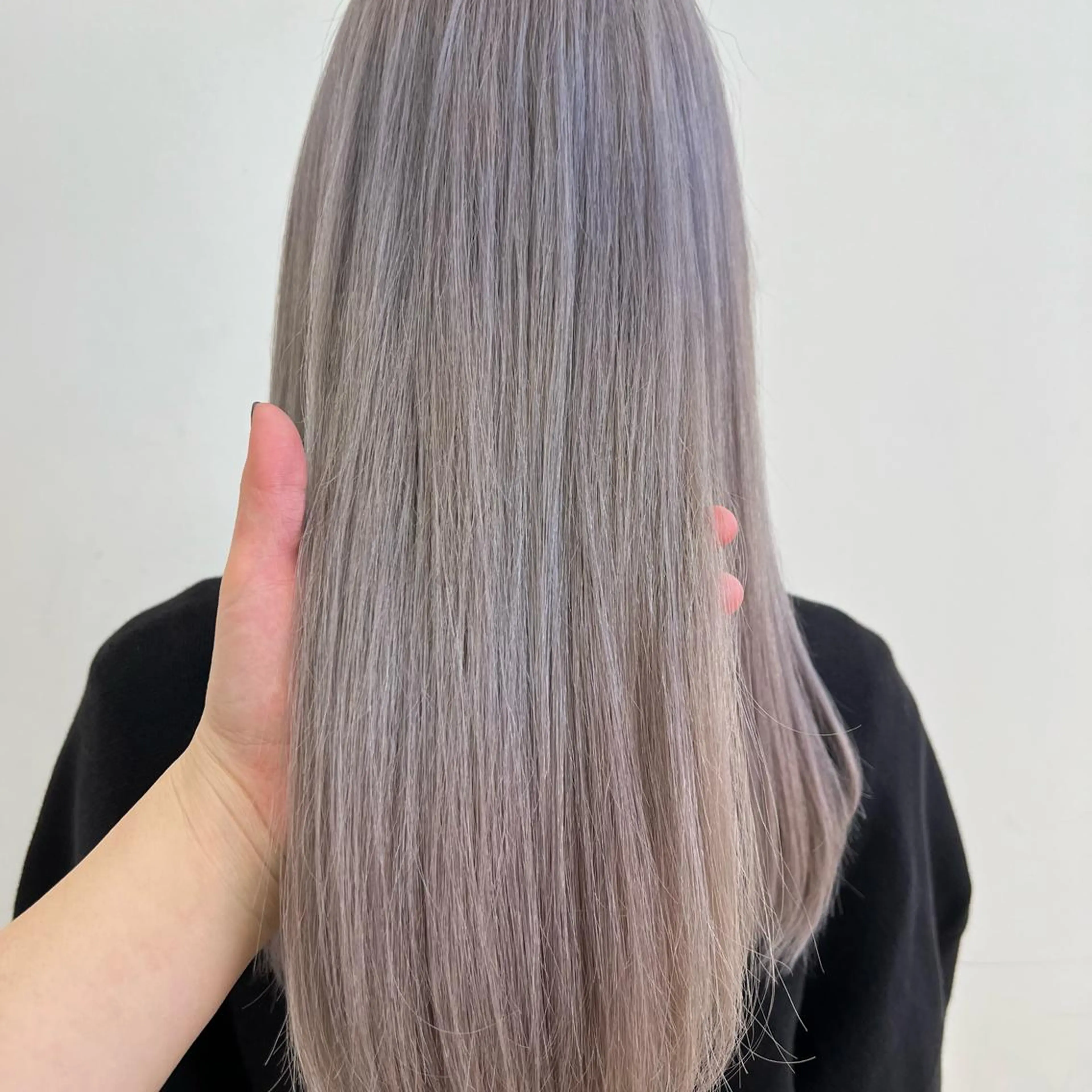 カラー ブリーチ ハイトーンカラー ラベンダーカラー ラベンダーグレー ヘアカラー 透明感カラー/ボブ / MARIE🍇のヘアスタイル