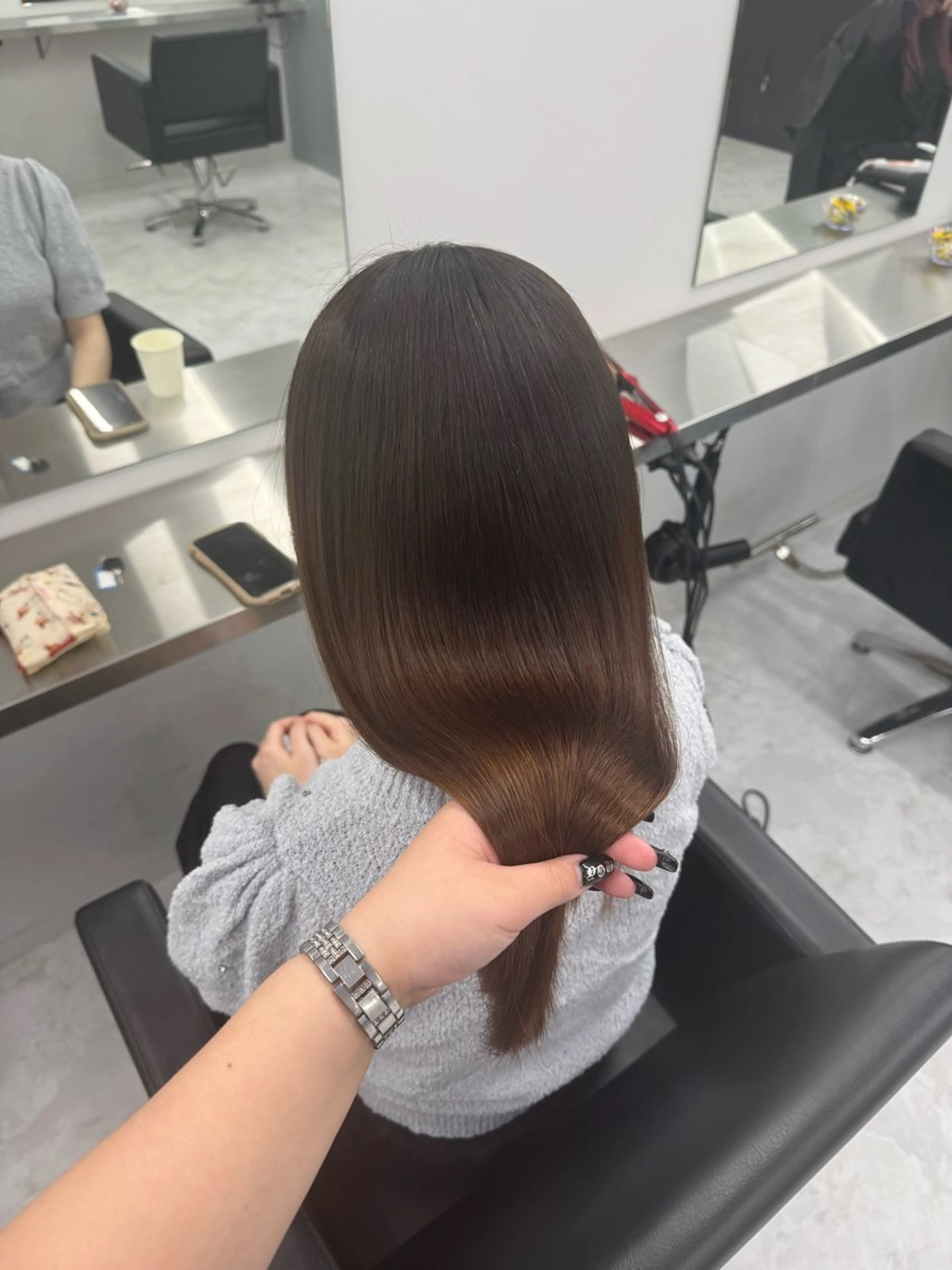 ロング ヘアカラー うる艶🫧寒色カラー 💜🦋🫧ミズキのヘアスタイル