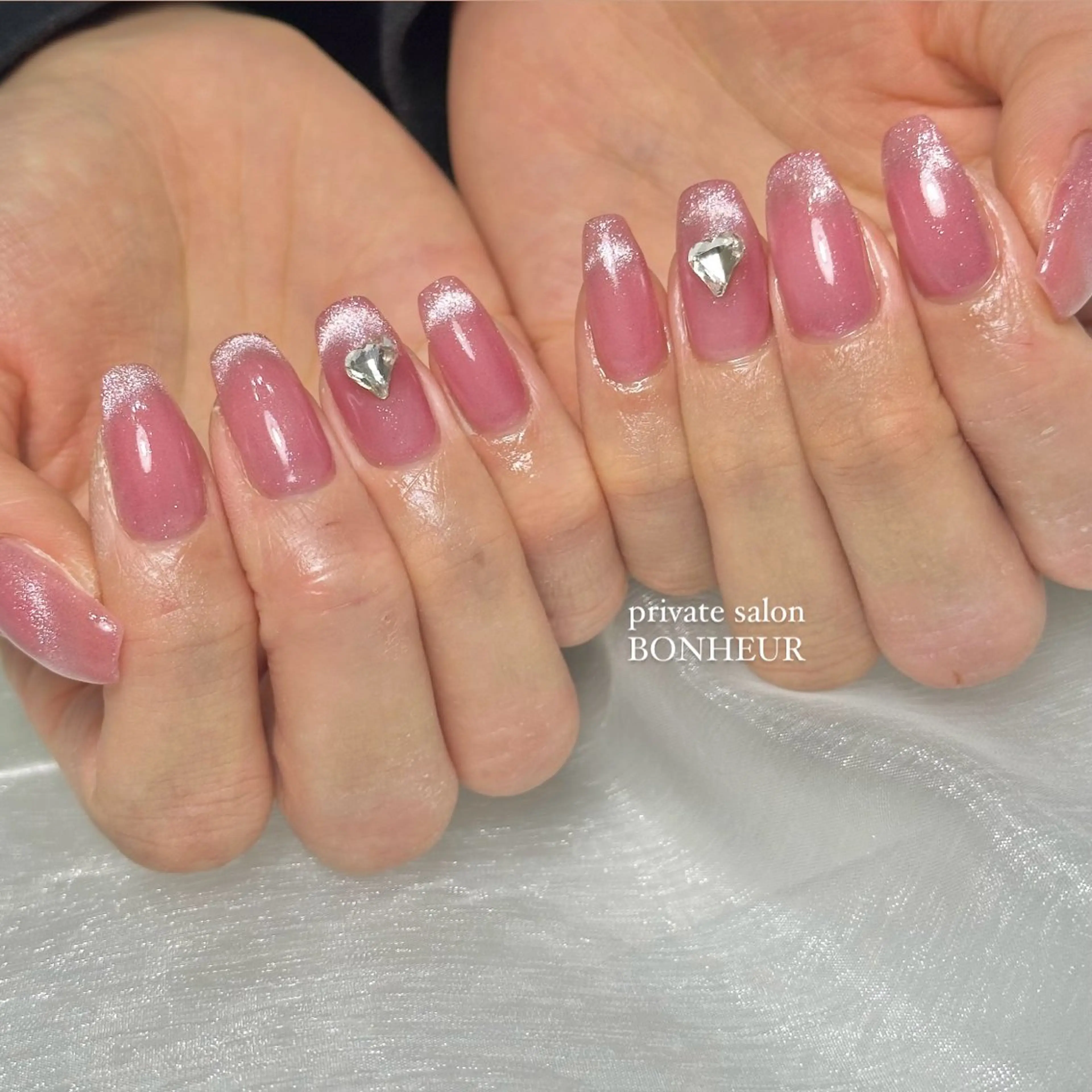 ネイル ハンドネイル BONHEUR Annaのネイルデザイン