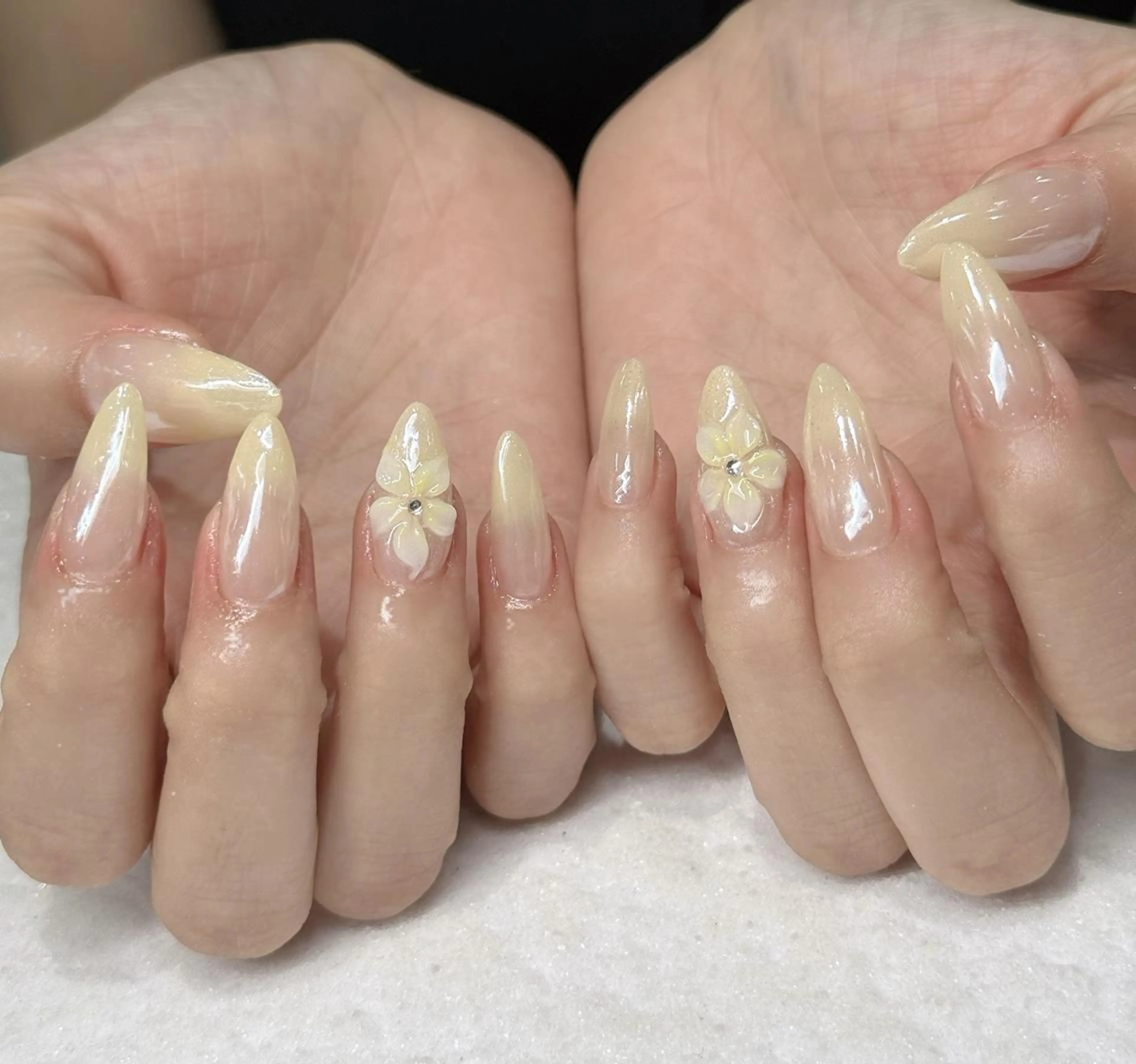 ネイル オーロラネイル ブルー チークネイル 長さ出し フットネイル ハンドネイル An 168のネイルデザイン