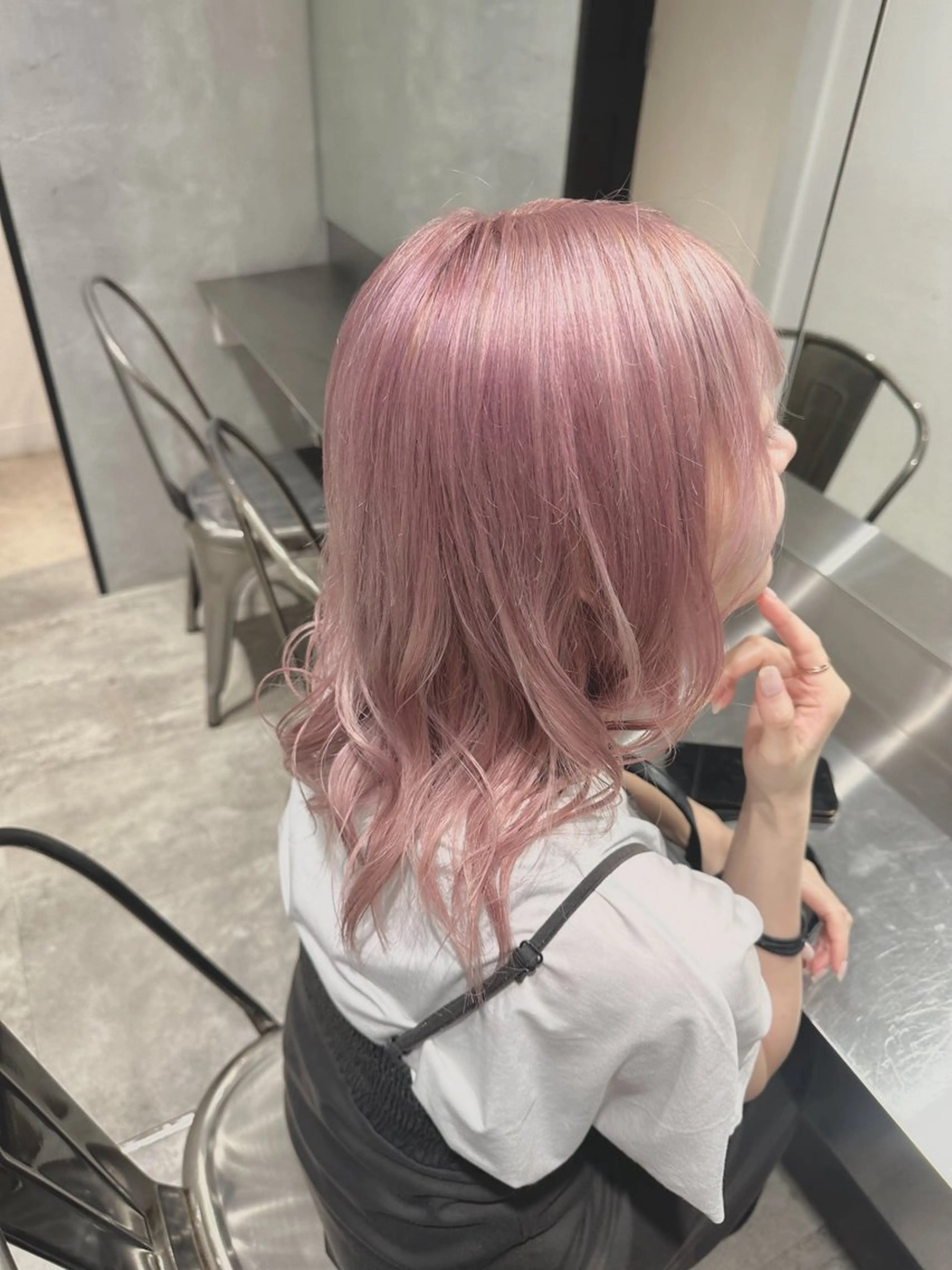 セミロング カラー ヘアカラー ハイトーン･髪質改善 MIOKAのヘアスタイル