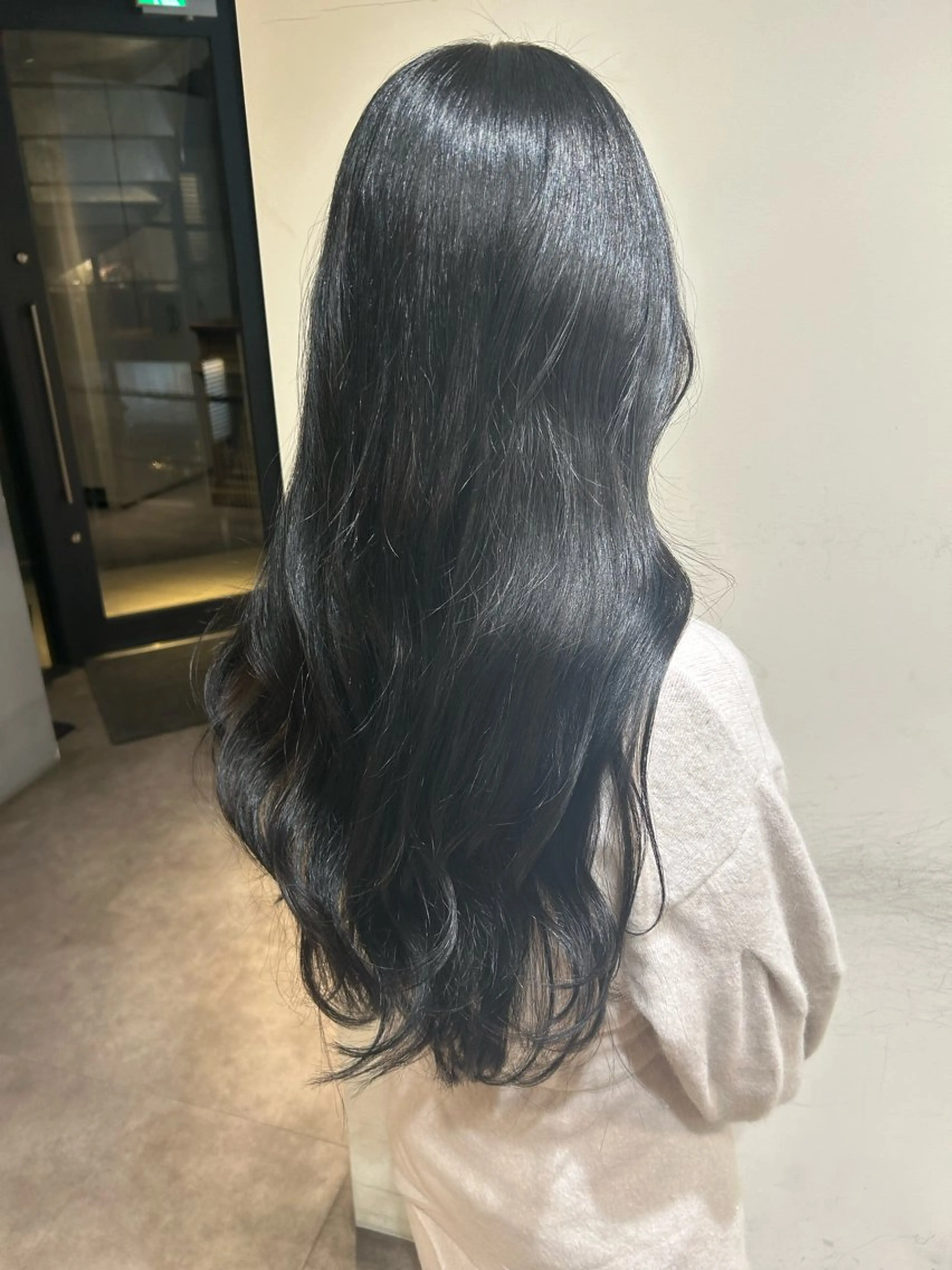 ロング カラー 黒髪 👒oikawa kaede🍃のヘアスタイル