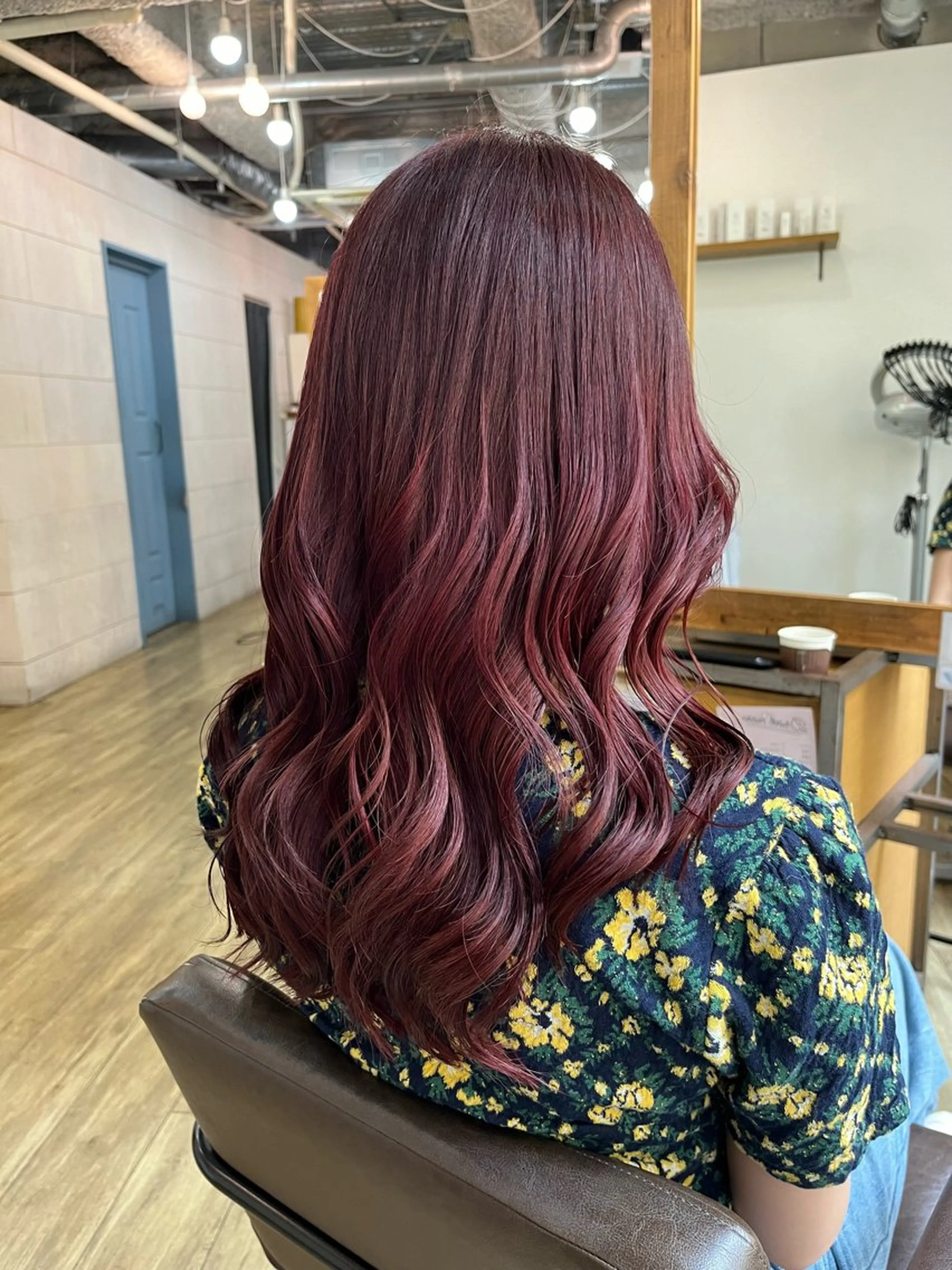 ❤️‍🔥当日限定❤️‍🔥似合わせカット＋艶カラー(白髪染めも可)＋保湿トリートメント❤️‍🩹の写真