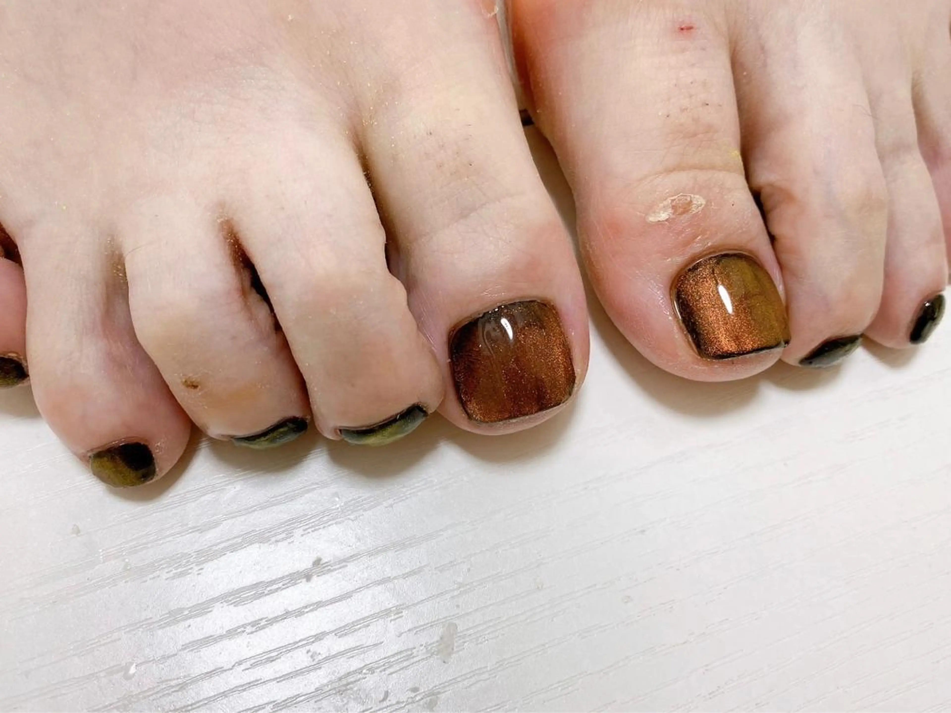 ネイル オーロラネイル フラワーネイル フットネイル フレンチネイル ジェルネイル kikinail 溝の口のネイルデザイン