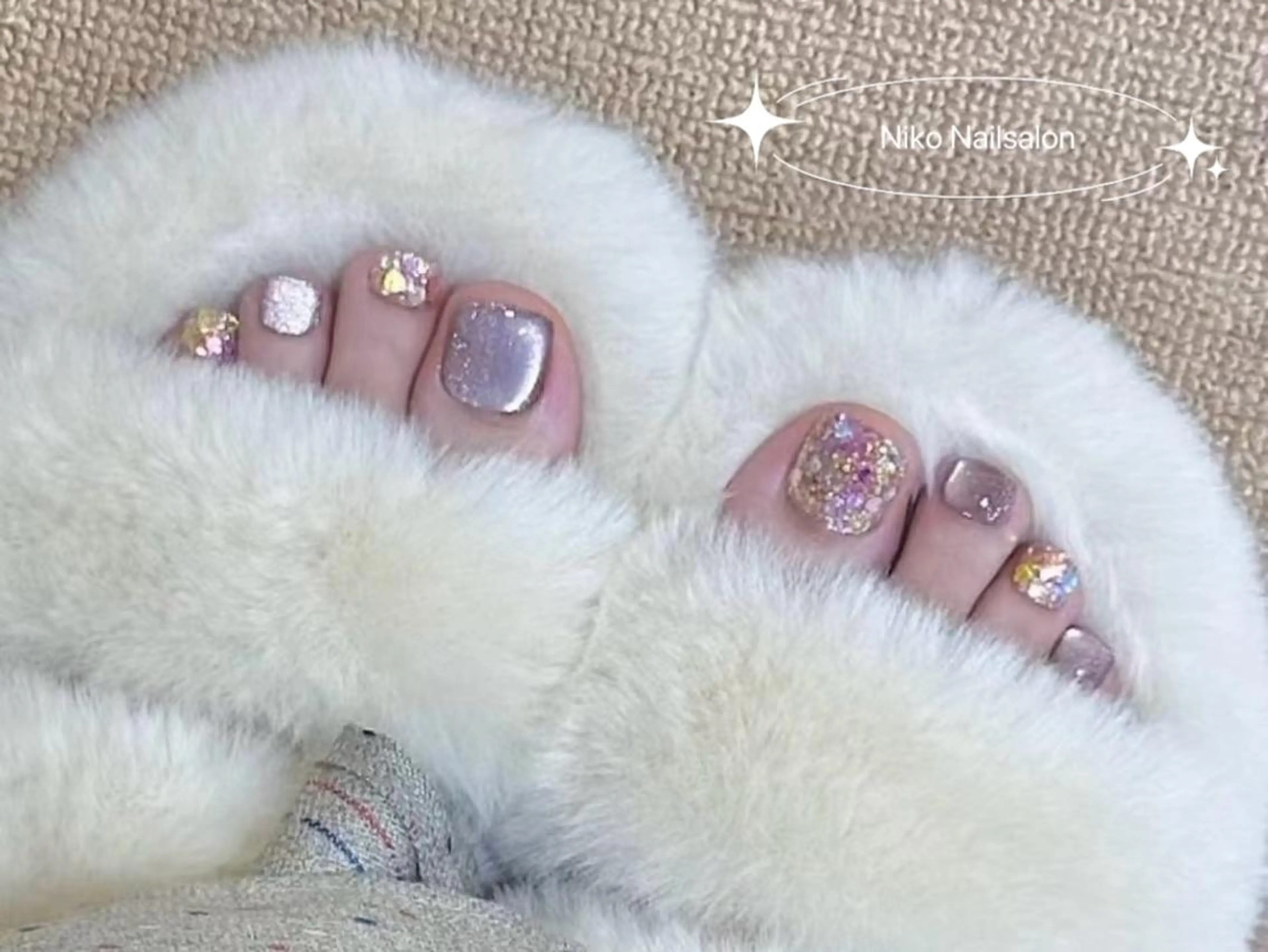 ネイル 長さ出し フットネイル フレンチネイル ジェルネイル ガラスフレンチ Nikoネイルサロン 本八幡店のネイルデザイン