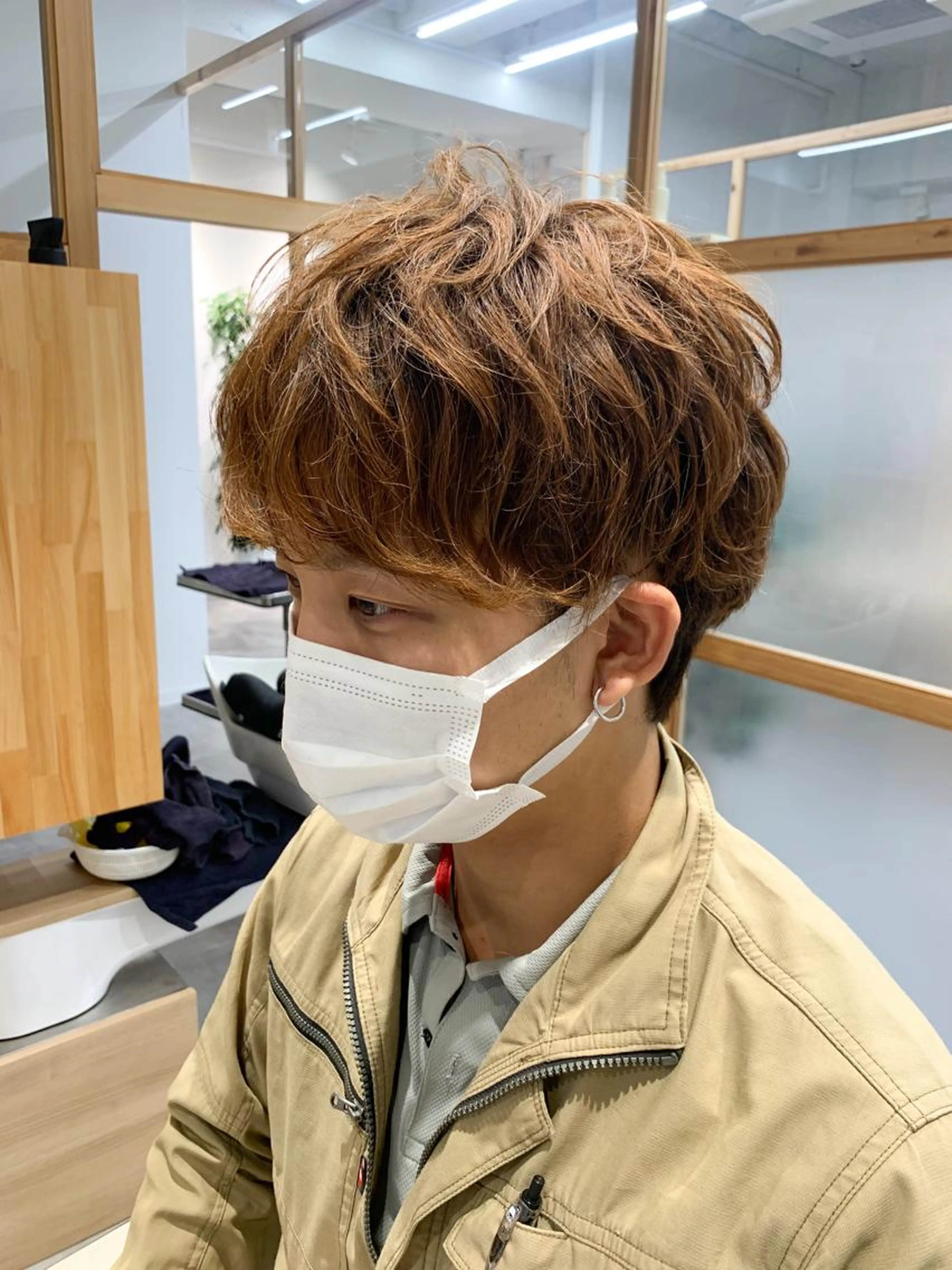 【men's完全変身】　men'sカット+パーマ+トリートメントの写真