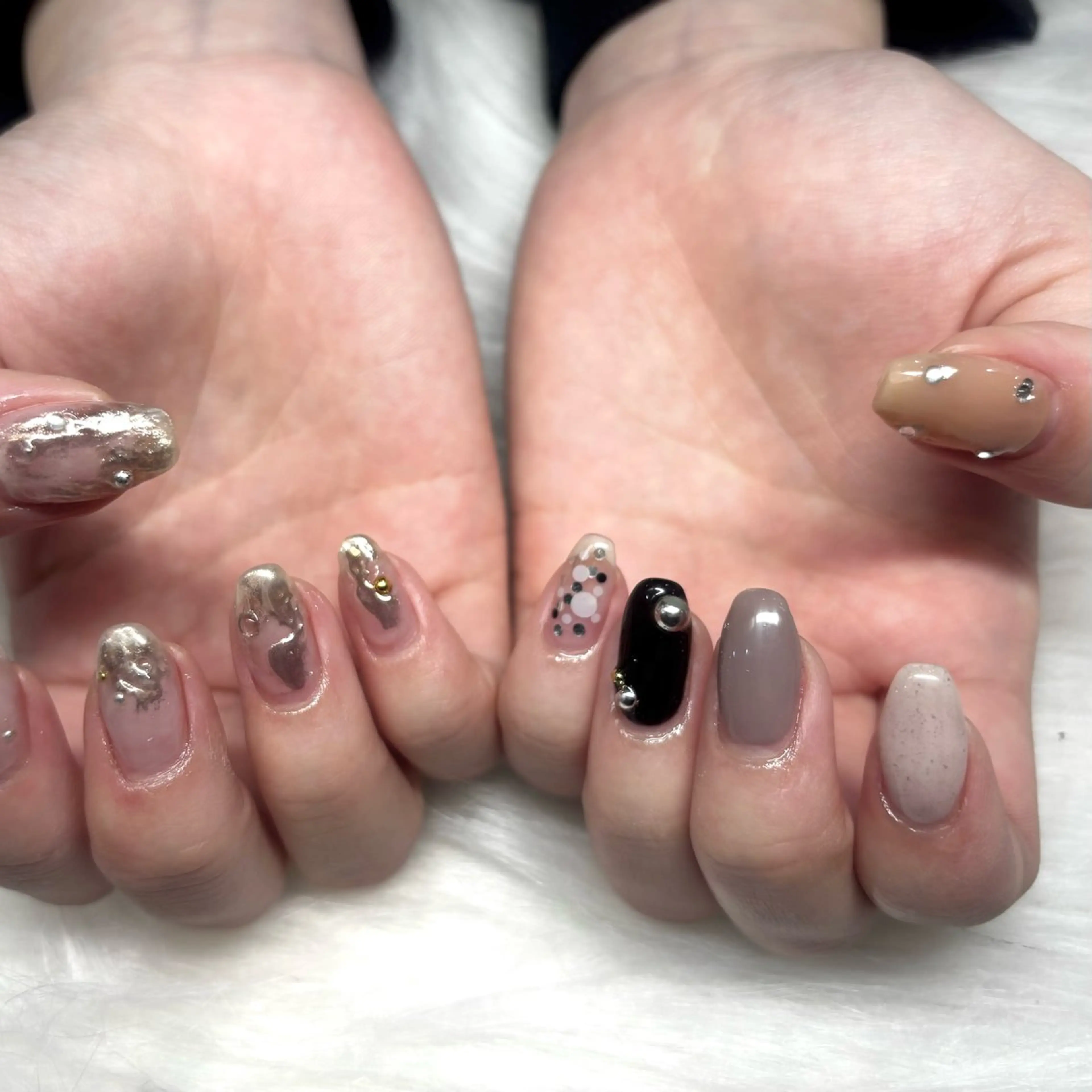 ネイル ニュアンスネイル ハンドネイル HANA ソブエのネイルデザイン