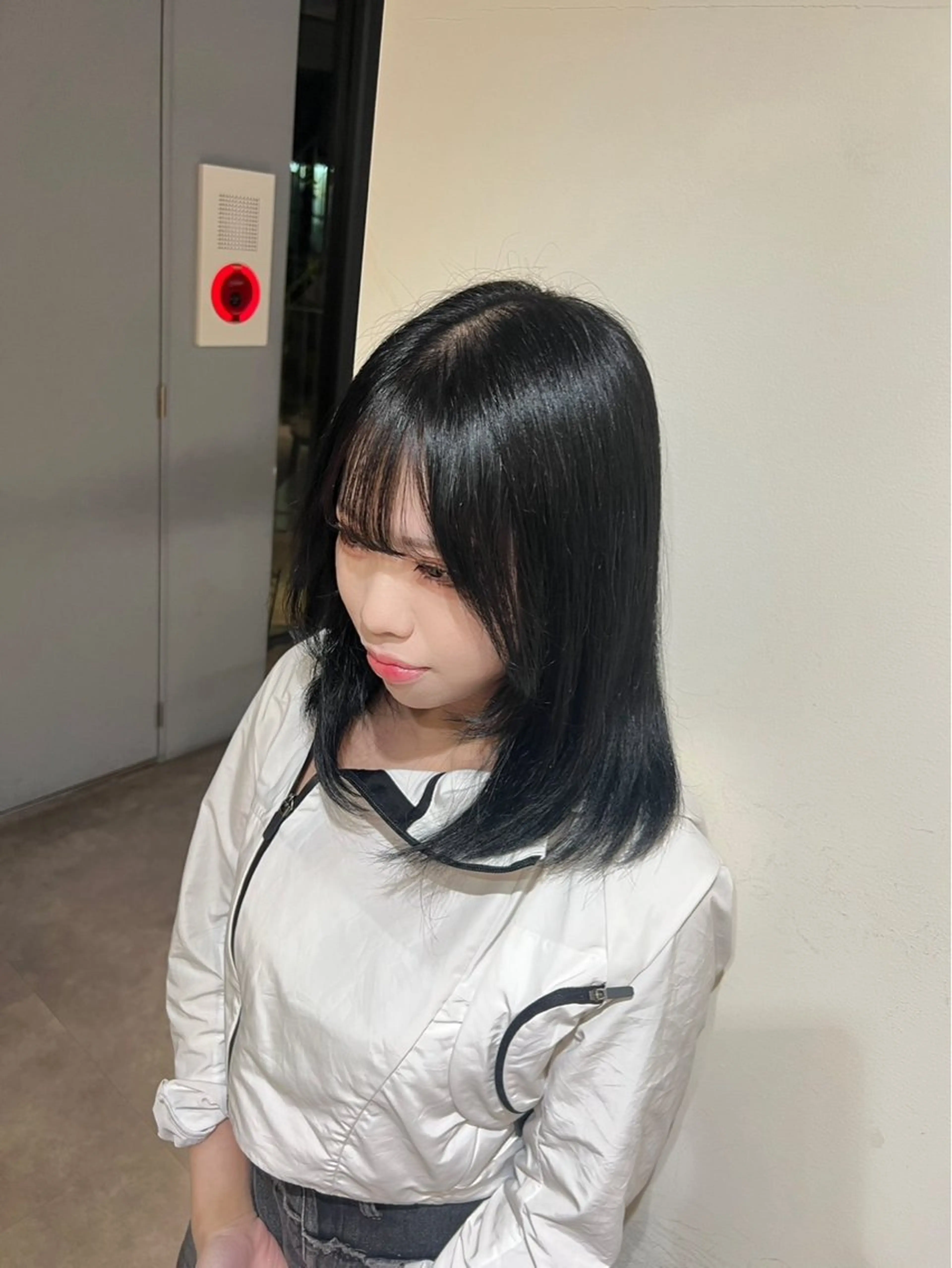 セミロング カラー yuri/中目黒 /レイヤー/ボブのヘアスタイル