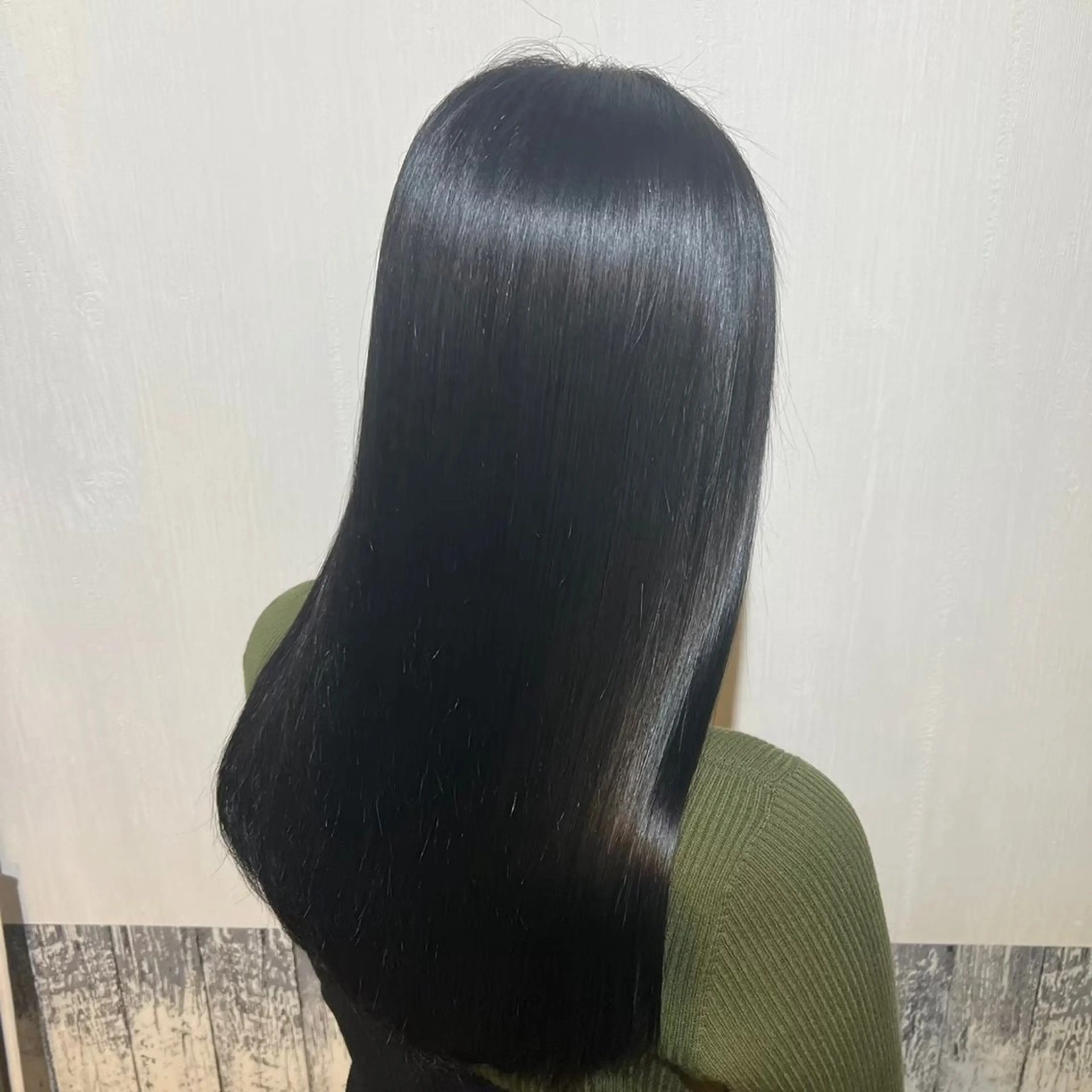 ロング 🍒艶髪カラー🍒 青木 瞳のヘアスタイル