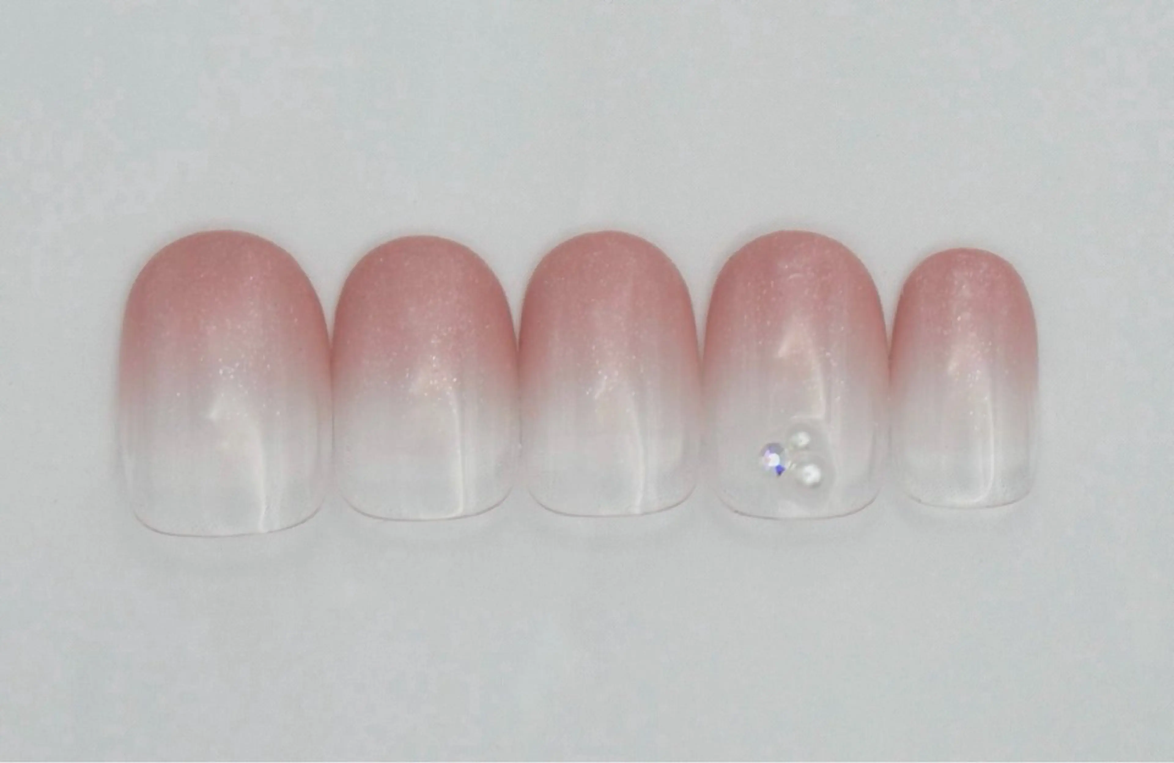 ネイル ゆら 練習生💅🏻のネイルデザイン