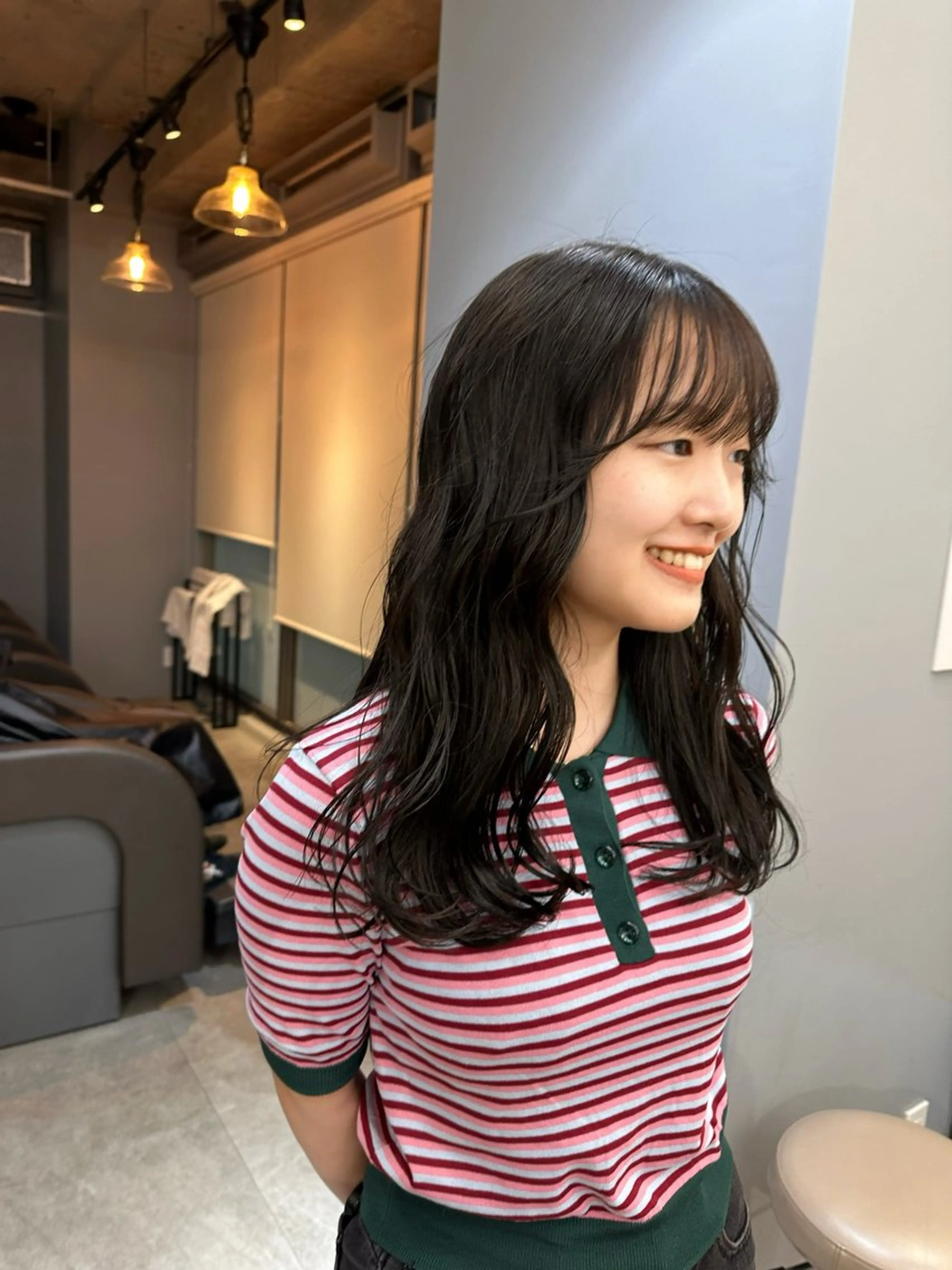 ミディアム カラー グレージュ さとう あやかのヘアスタイル